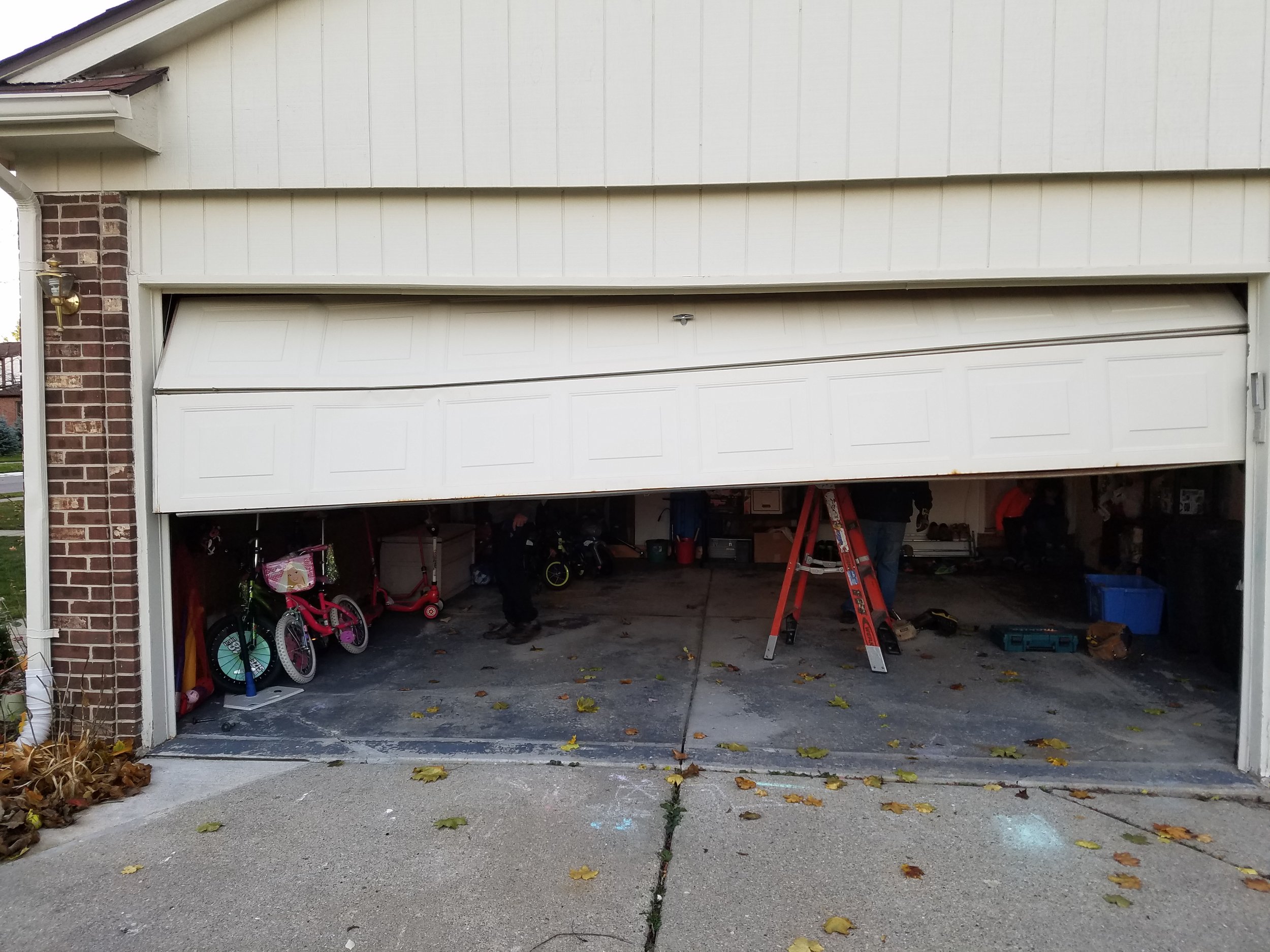 Repair Garage Door Royal Oak Michigan Springs
