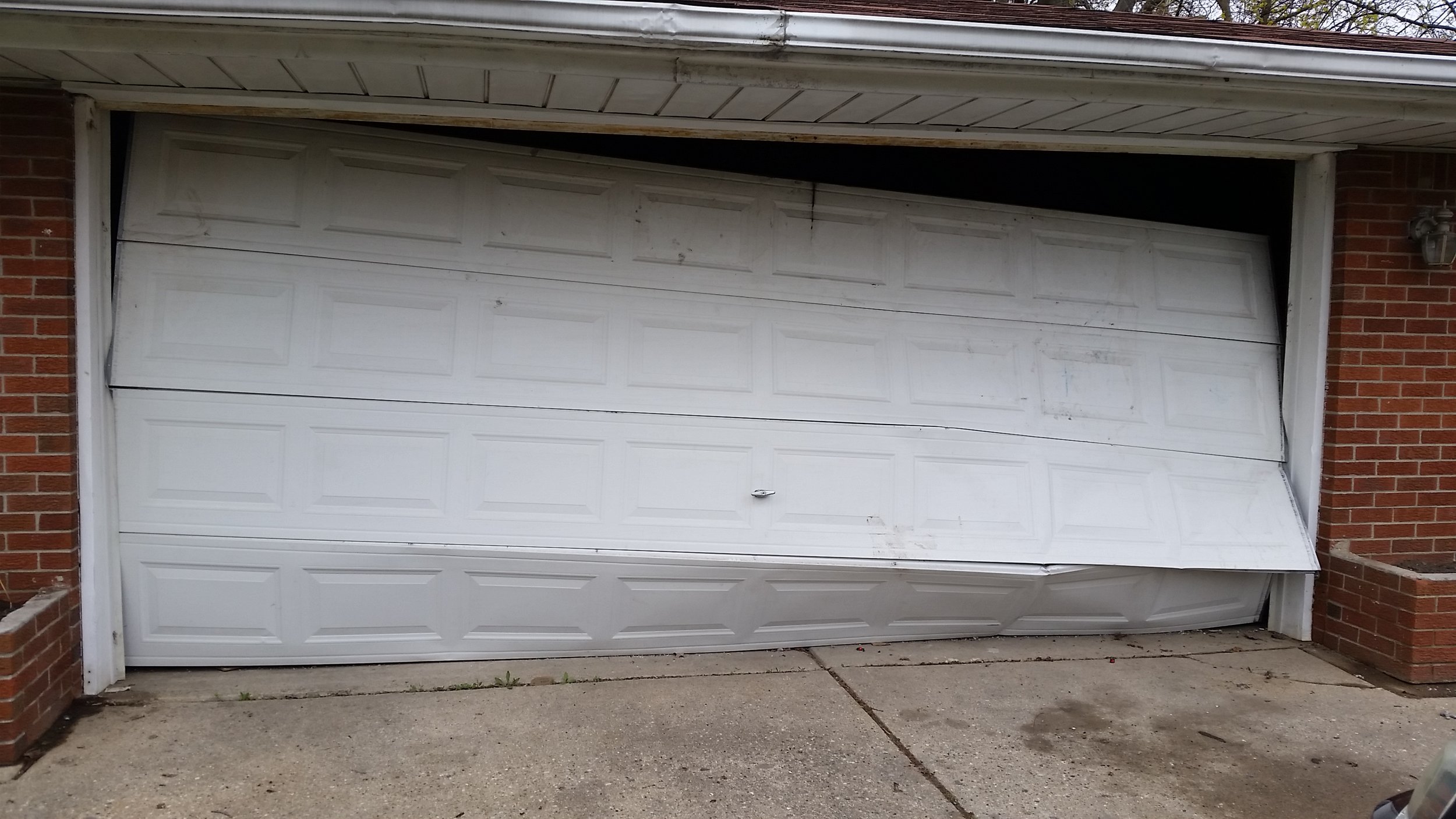 Royal Oak Michigan Garage Door Repair Company