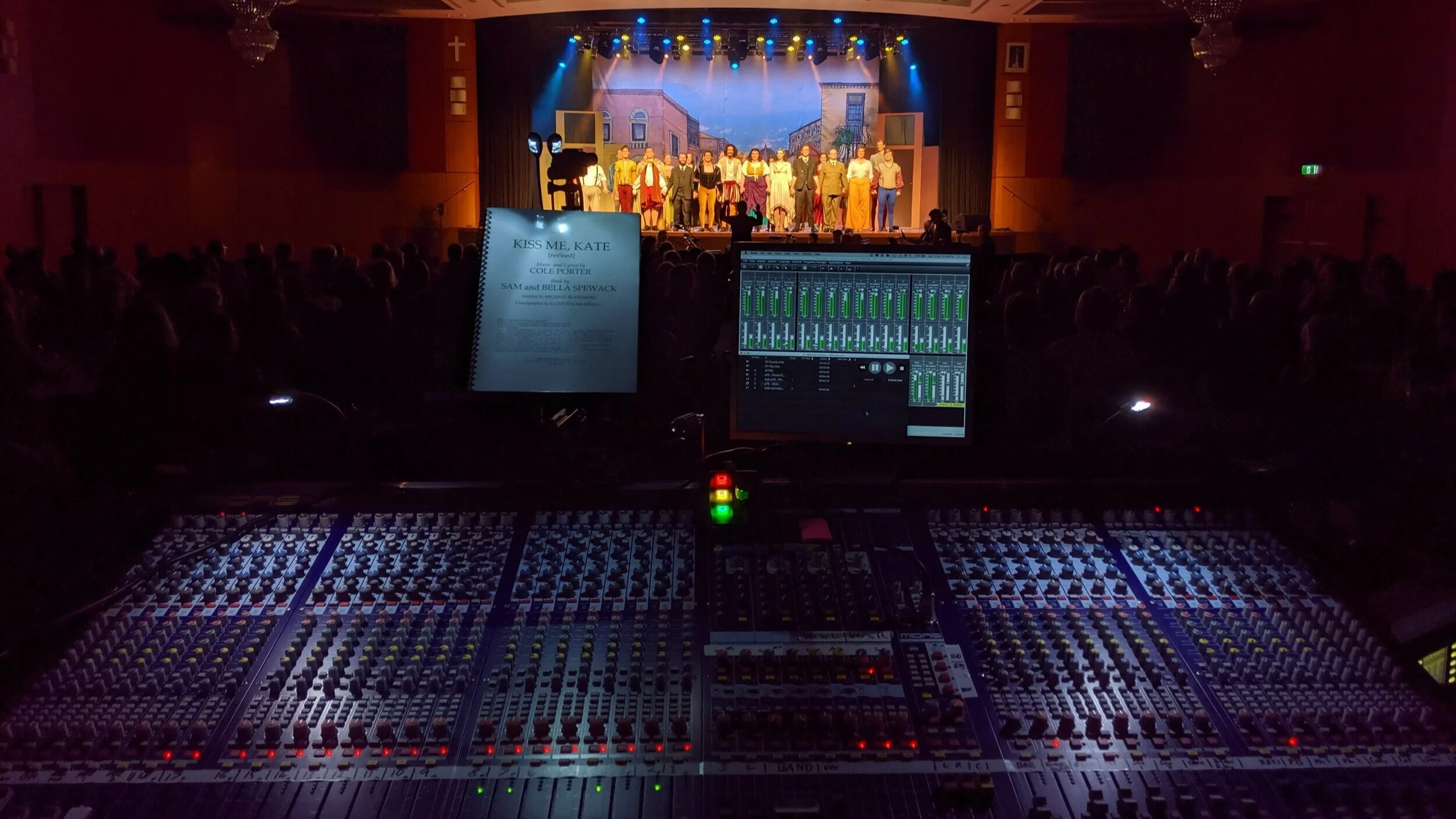 2019-HMS- KissMeKate.jpg