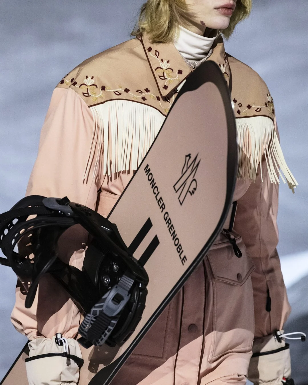 MGR_FW_2026_ASPENEVENT_BS_RGB_72DPI_4X5_12_VOGUE_RUNWAY_DETAILS.jpg