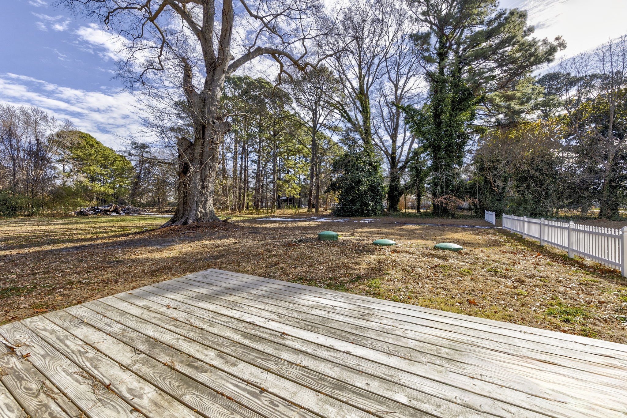 21-web-or-mls-1400Fentress021.jpg