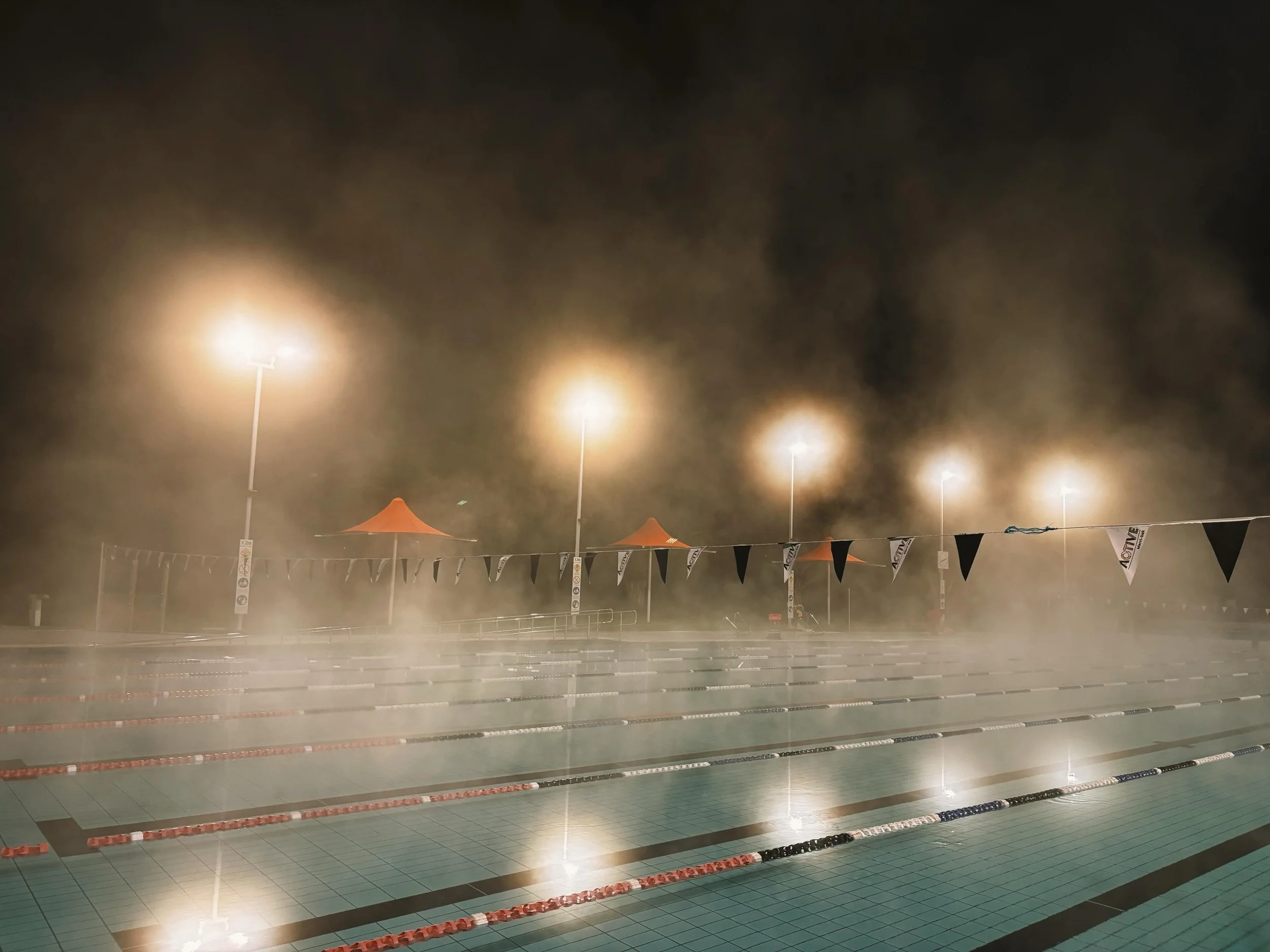 With the closure of Brunswick Baths for the next 3 months our squad has moved to Oak Park. Beautiful setting amongst the gums, but the temp is up! It&rsquo;s amazing the difference one or 2 degrees can make even when the outside temp is quite fresh. 