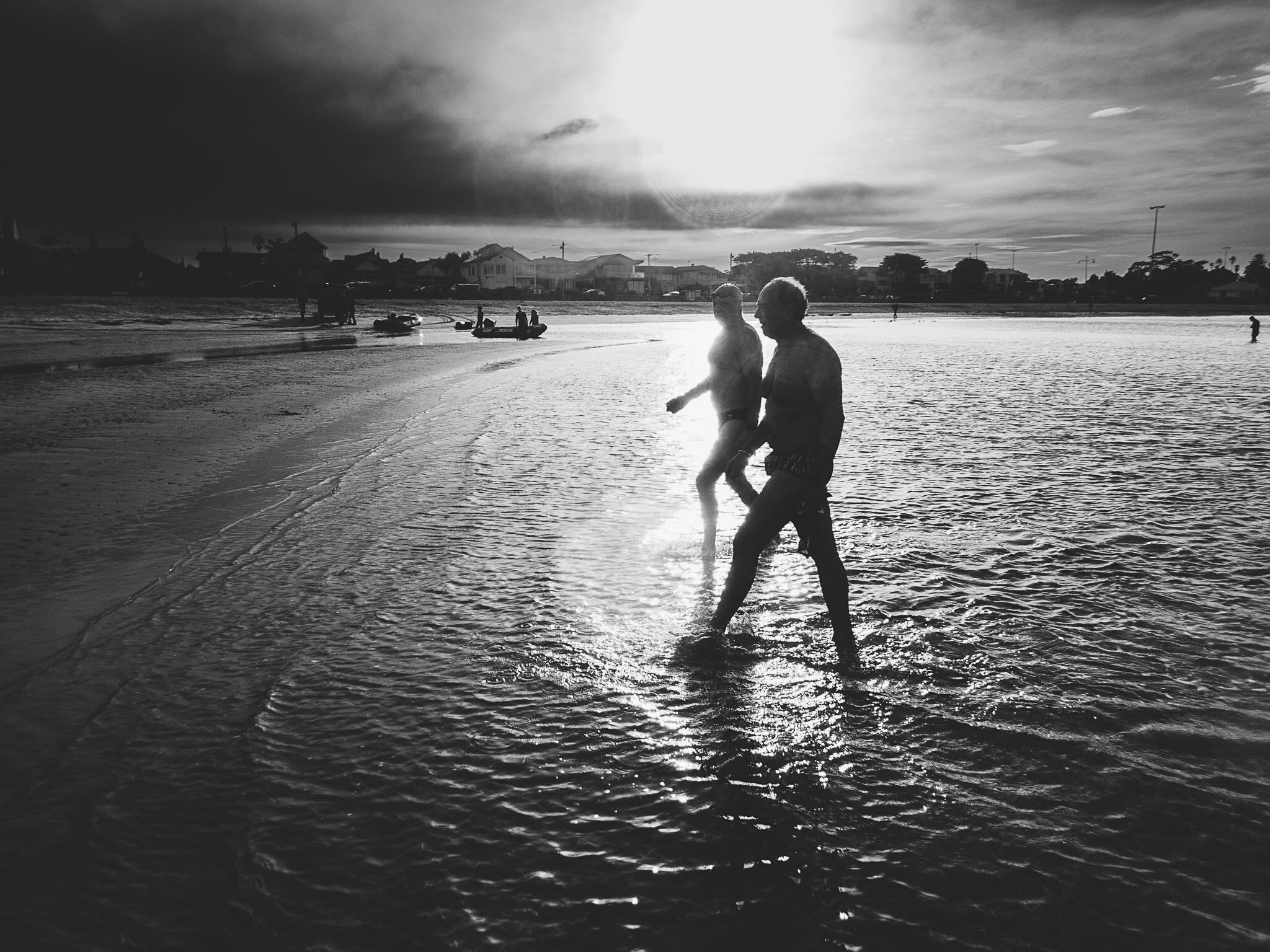 The bond of open water swimming. Two great mates, one the president of our club and the other the driver of our weekly open water swim at Williamstown.  Anthony and Raoul, the backbone of the Brunswick Belugas.