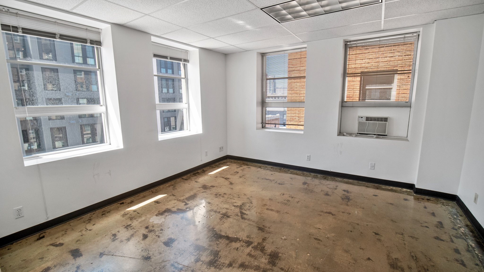 235 Broadway - Small Size-16.jpg