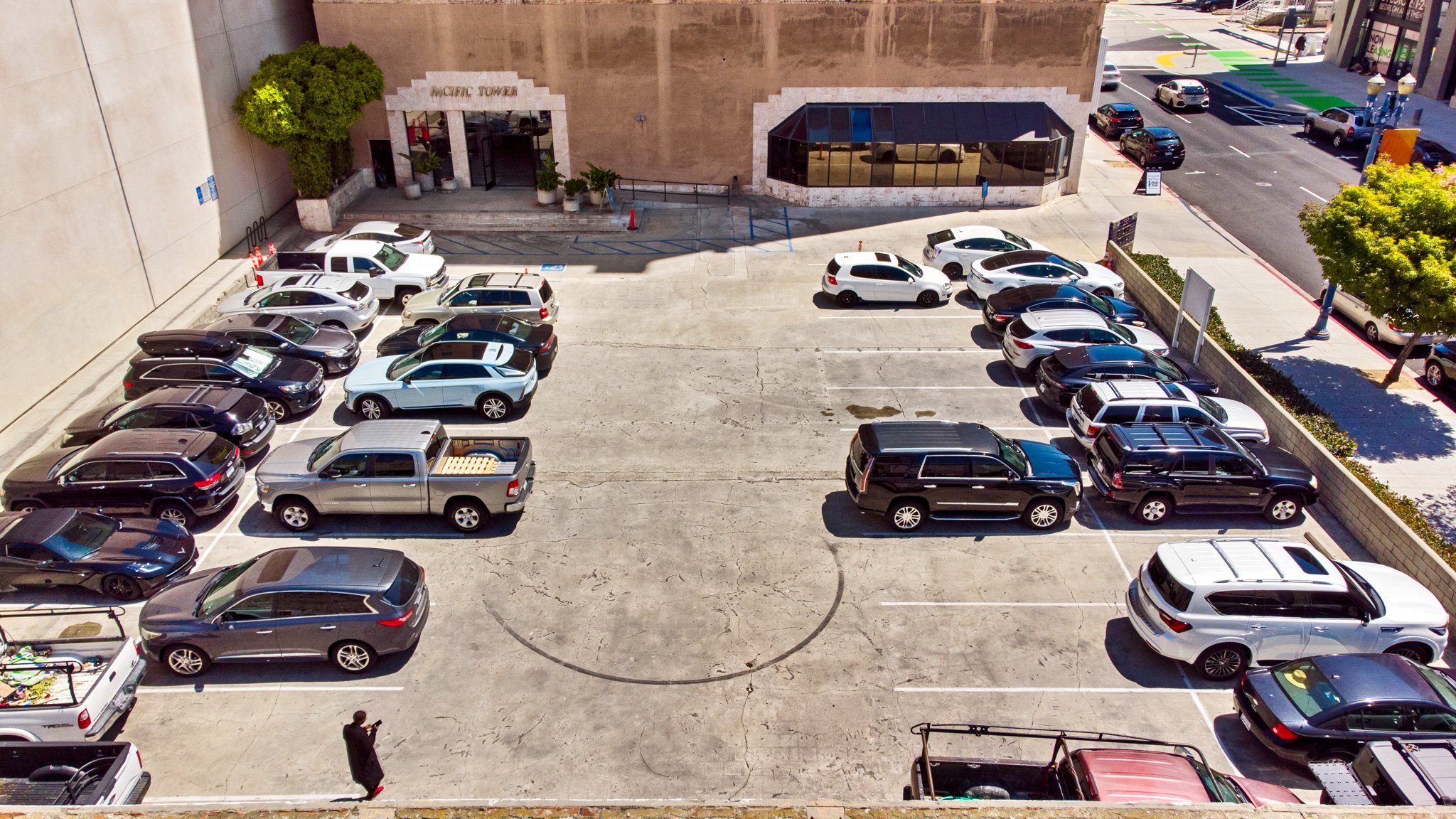 235 Broadway - Small Size-04.jpg