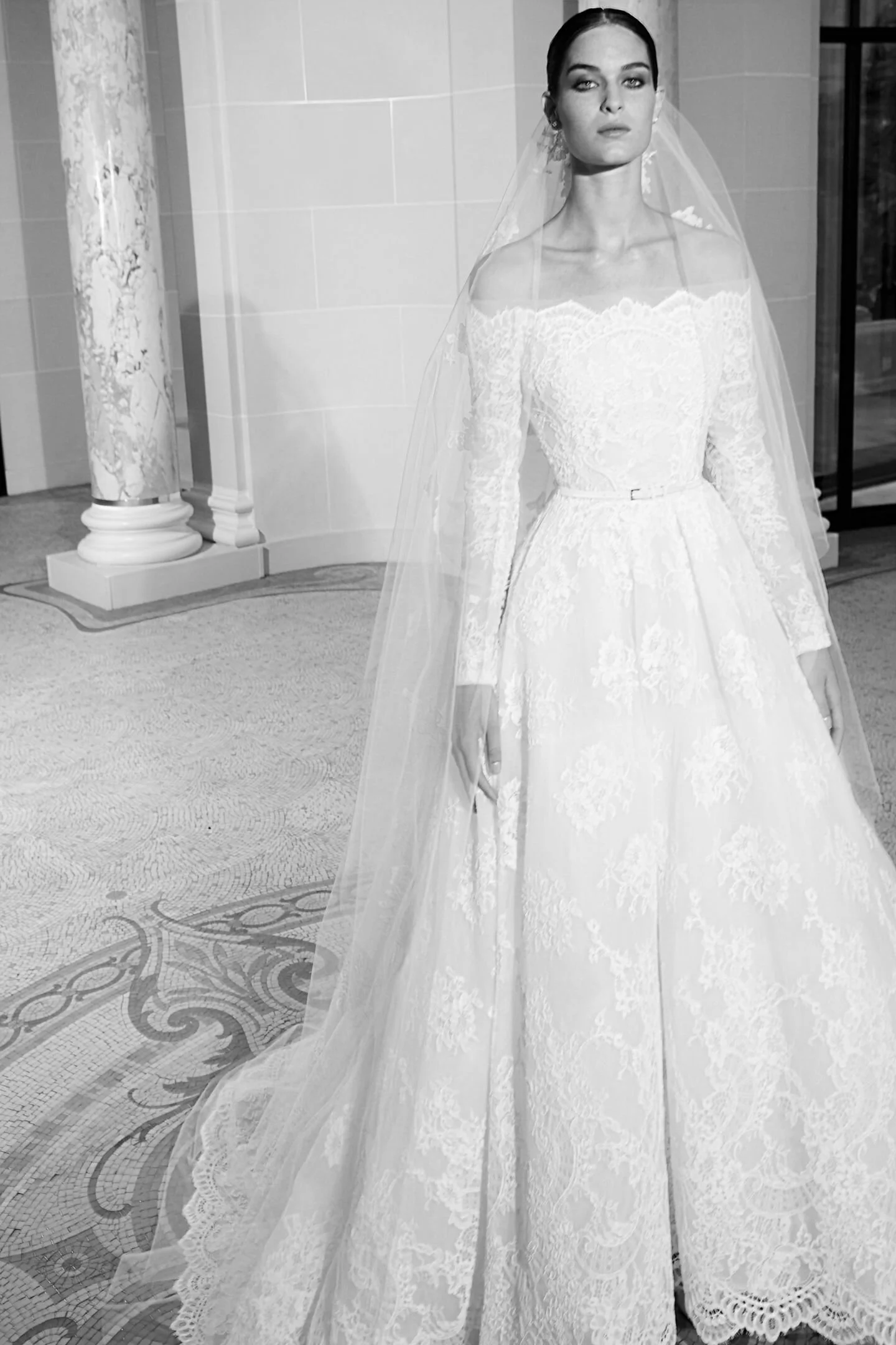 3-elie-saab-bridal-fall-19-1.jpg