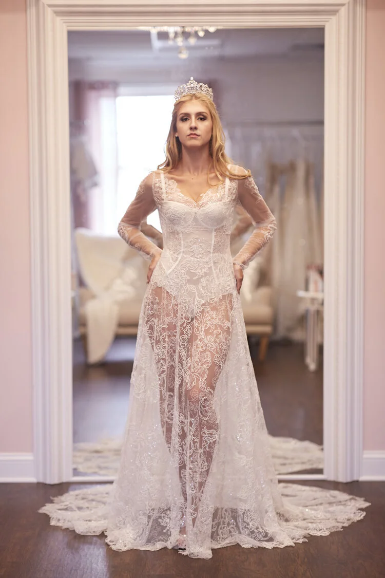  ADOR COUTURE TRUNK SHOW