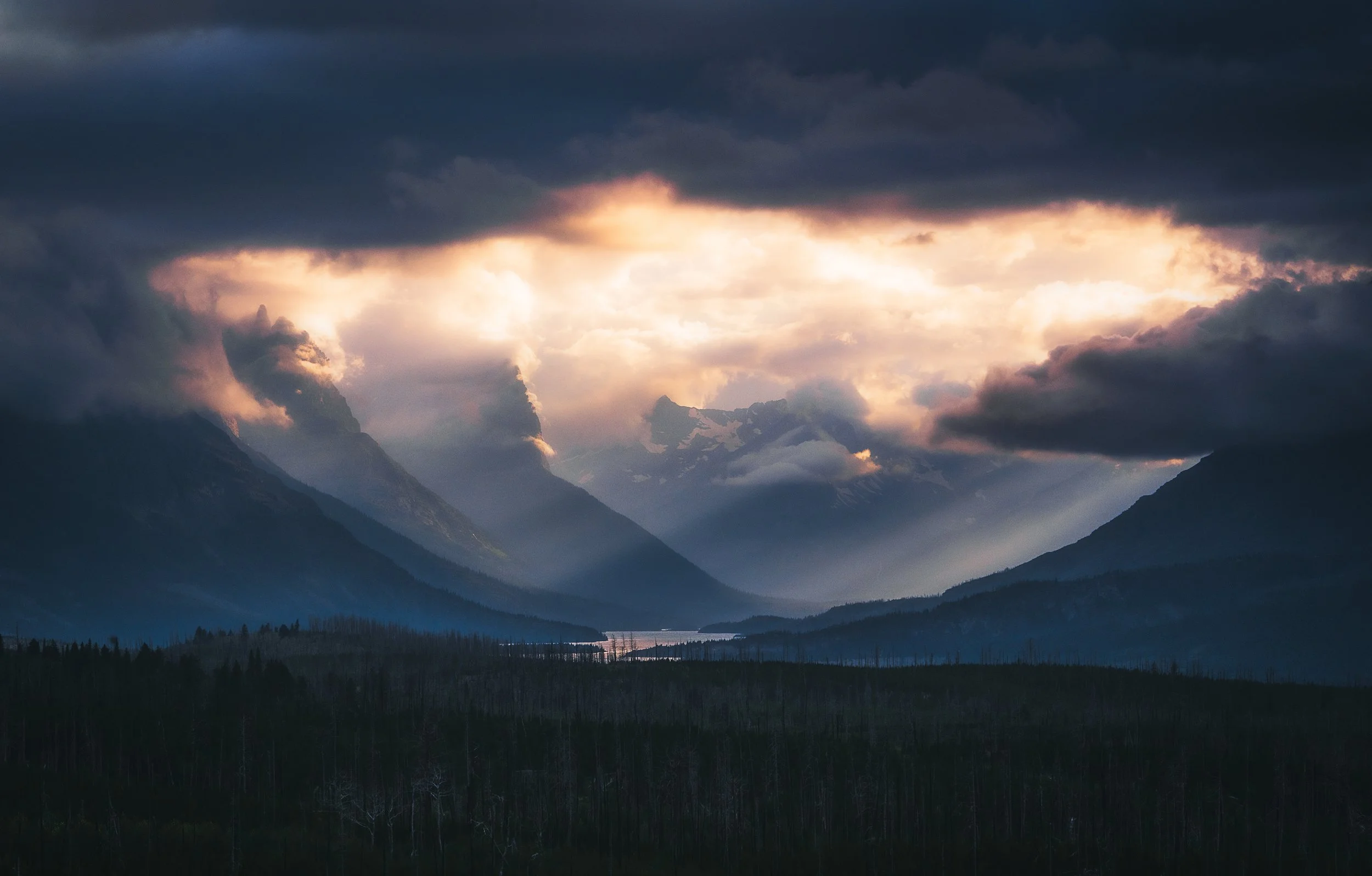 Crepuscular rays of the Crown