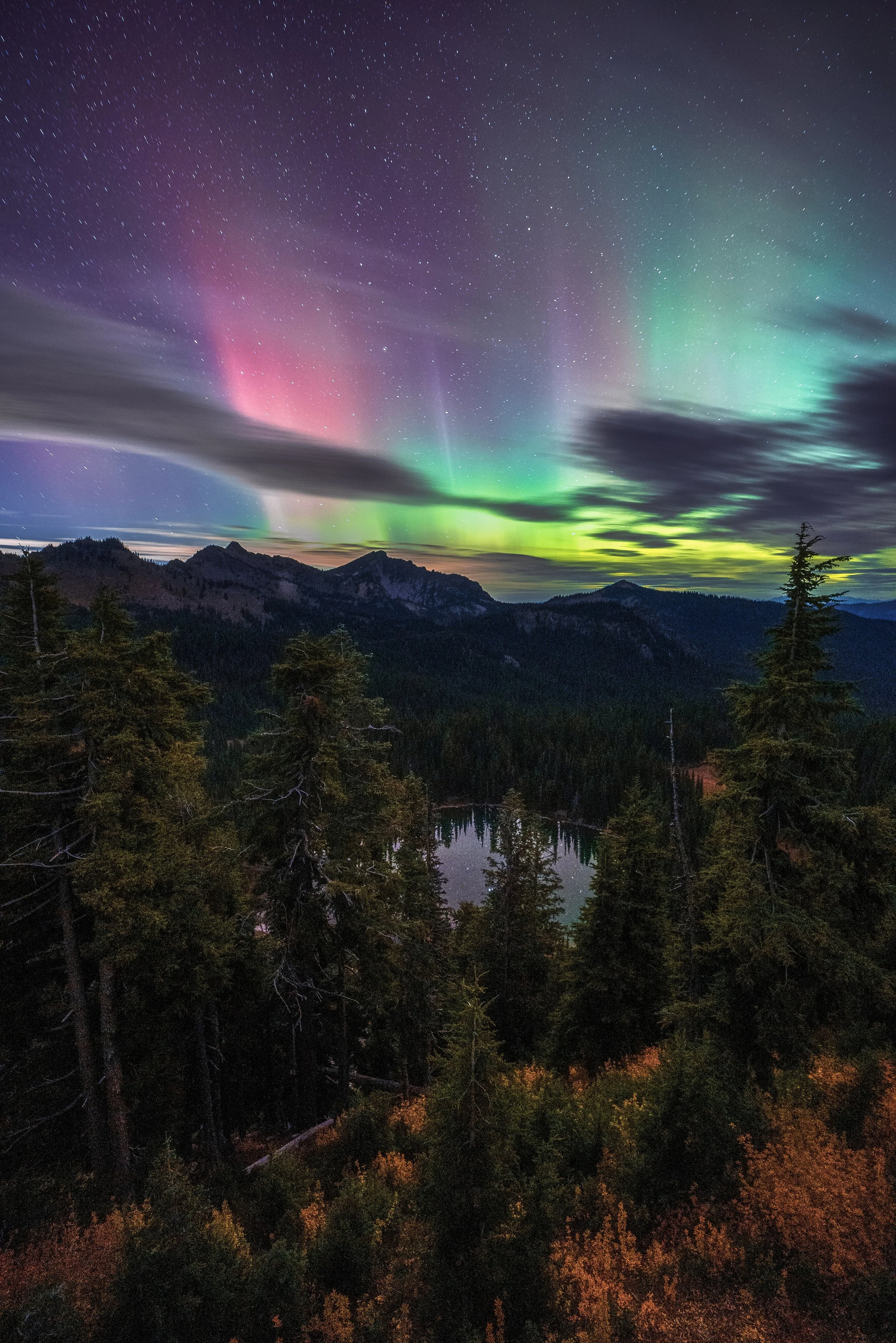 RainierAurora.jpg