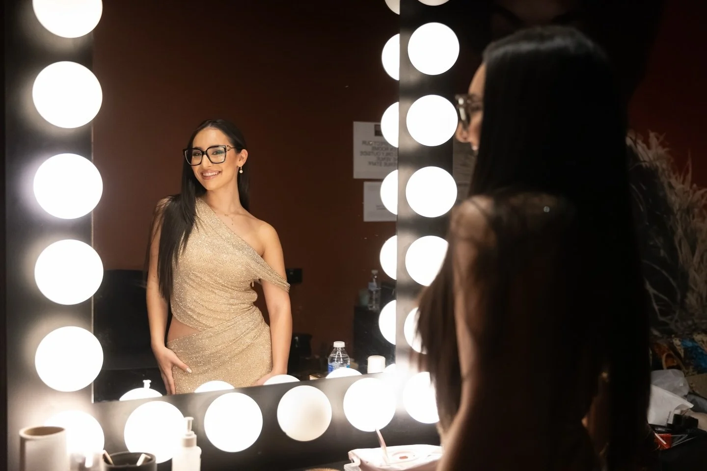 Klavdia 🎤 @klavdiaitiz Adelaide / October 2025

Make up @konstanz_artistry 
Photographer @yanni.stath