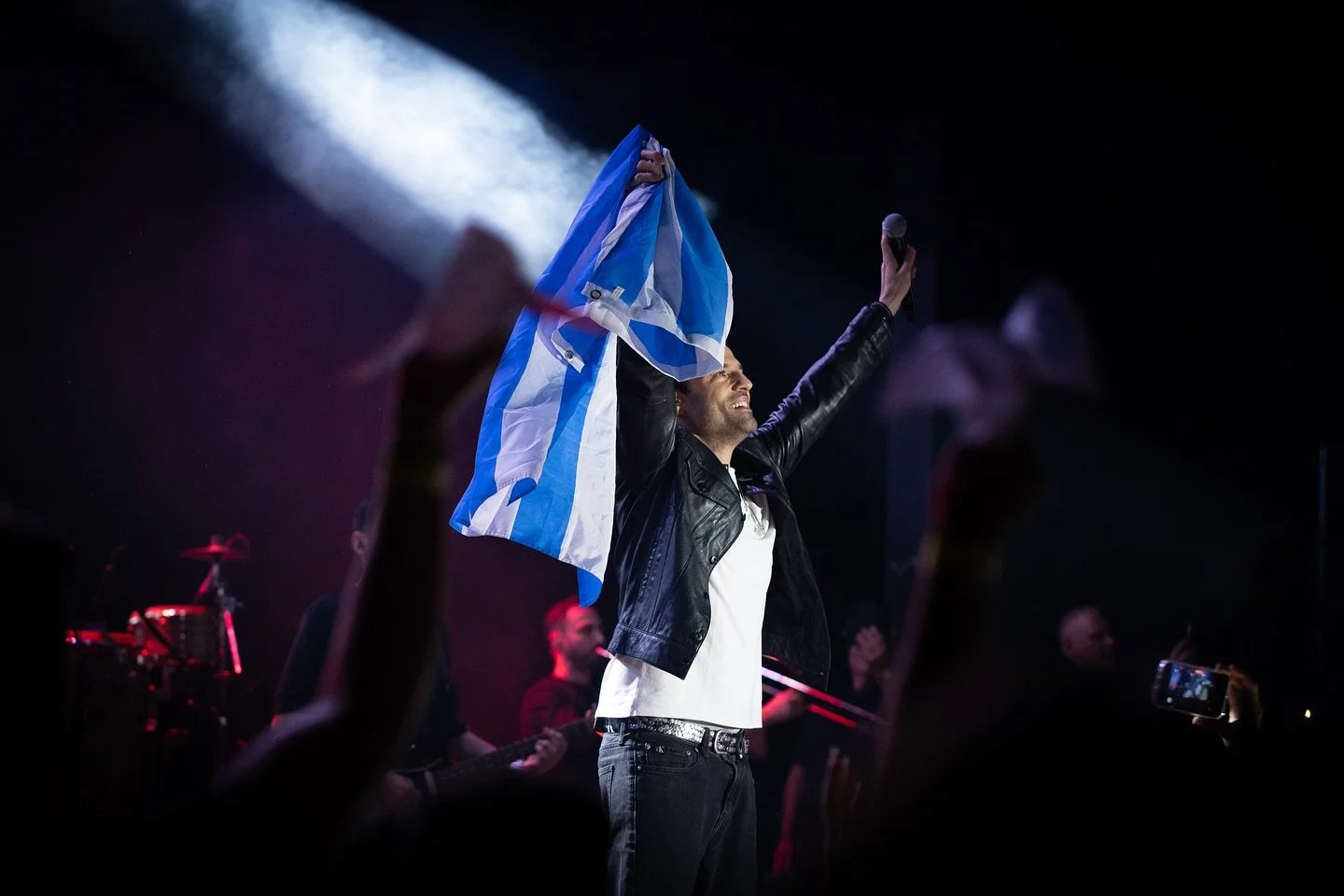 @argiros_konstantinos 🎤 Performing live in #Adelaide on October 23, 2025 🇦🇺🔥 His debut Australian show on a completely sold-out tour!

@panik_entertainment_group 
@nextgenerationeventsau
@pavlosargiros 
@hindleystmusichall

photos : @yanni.stath 