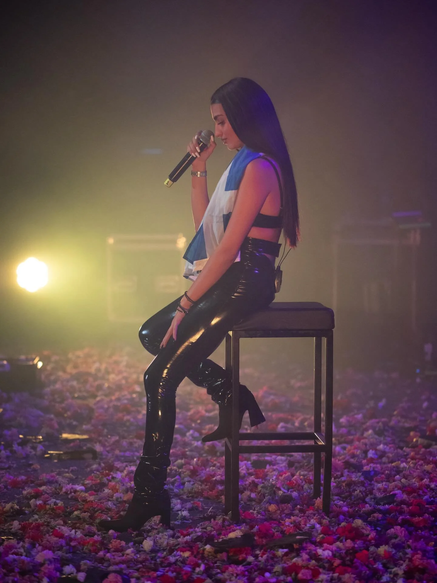 @imanastasia_official - Anastasia live in Adelaide throwback

Photography 📸 @yanni.stath