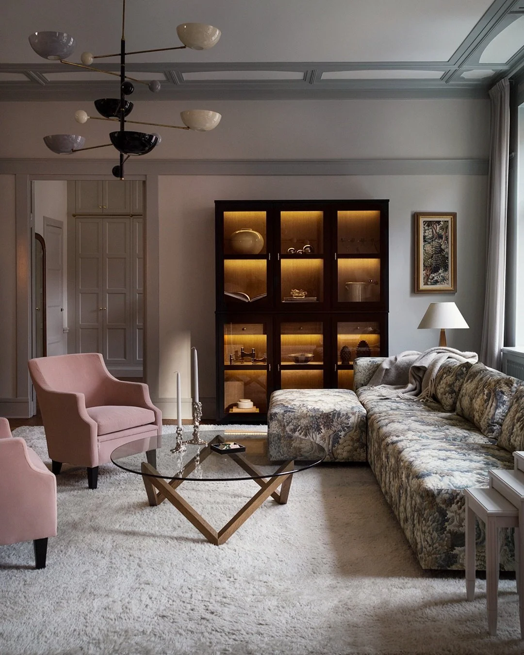 Annonse | Englesson
Tidl&oslash;s design for hjemmet.
Hos Englesson forenes klassisk formspr&aring;k med n&oslash;ye utvalgte materialer og h&aring;ndverkstradisjoner &ndash; skapt for &aring; vare over tid og bli en naturlig del av hjemmet.
M&oslash