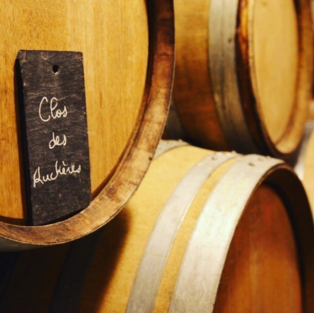 Eloge de la patience. Nous voulons faire des vins de garde. Nos toutes premi&egrave;res cuv&eacute;es ne furent mises en bouteille qu&rsquo;au bout de 13 mois. Le Clos des Ruch&egrave;res ne sortira pas avant 24 mois... et d&rsquo;autres iront probab