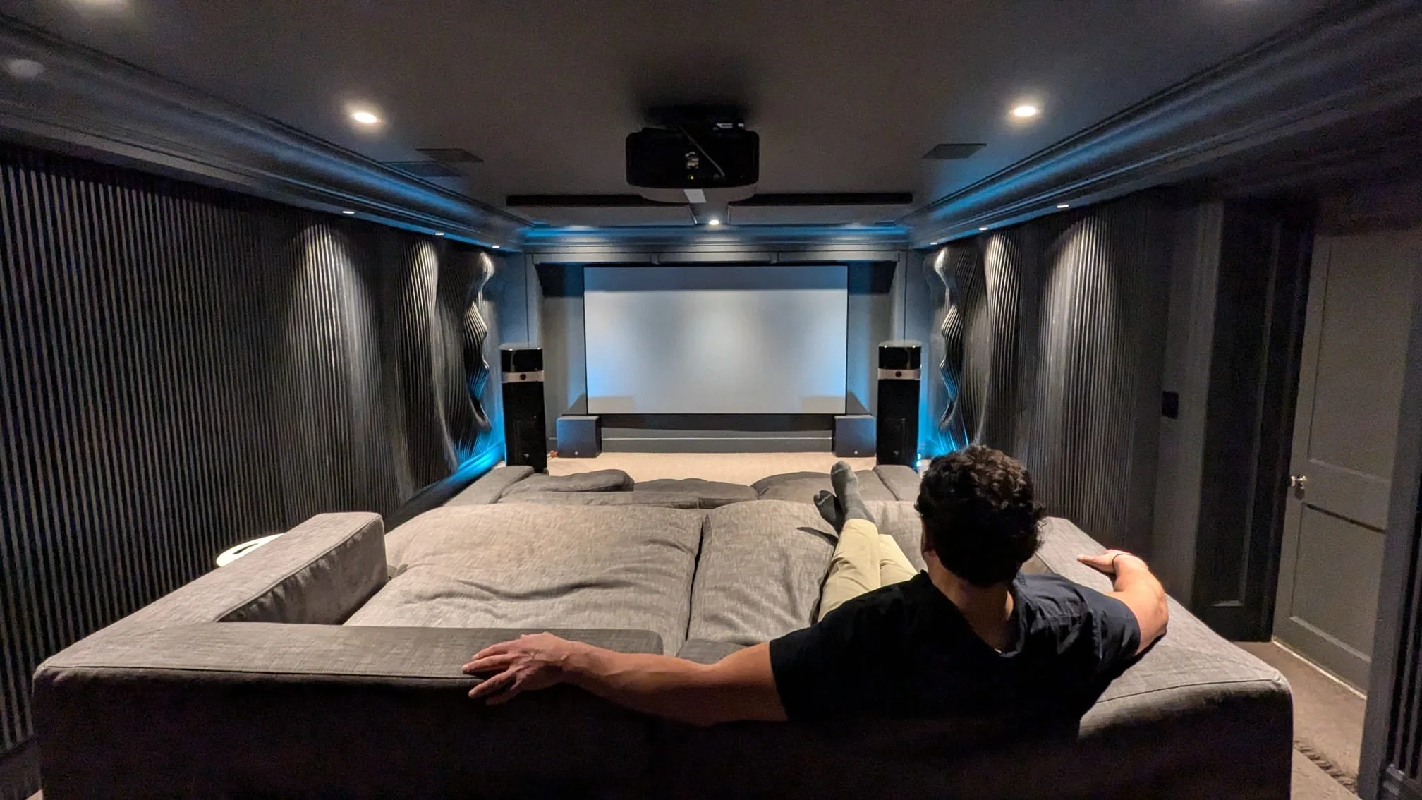 Beyond the Screen: A Parametric Fusion of Cinema and Hi-Fi