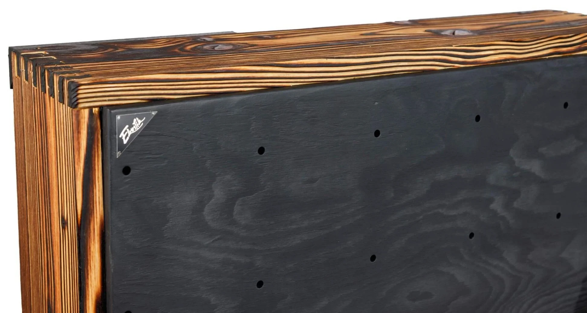 Highefficiency Helmholtz resonator in a classy wooden look. — Ekustik