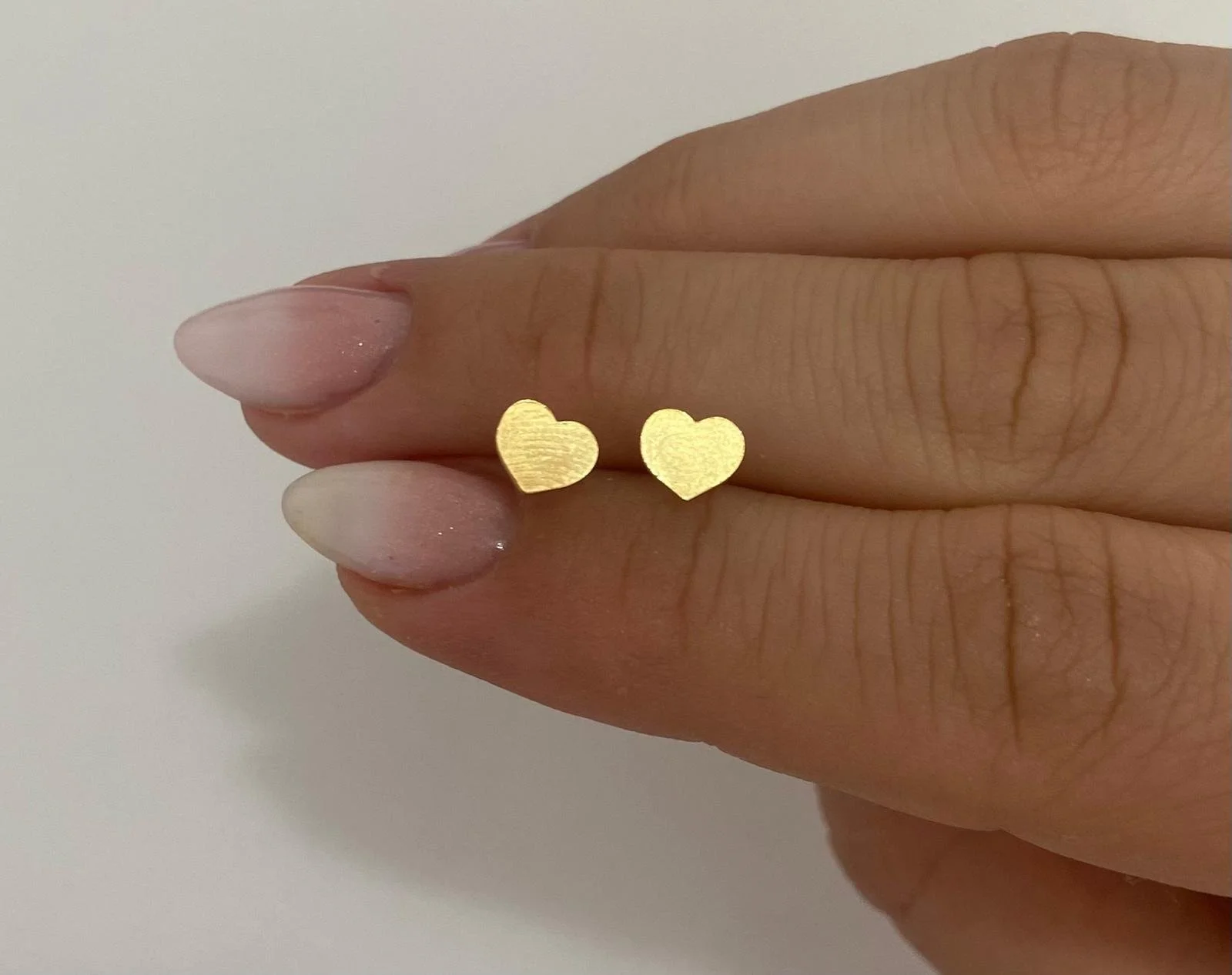 PENDIENTE MINI CORAZON  ORO