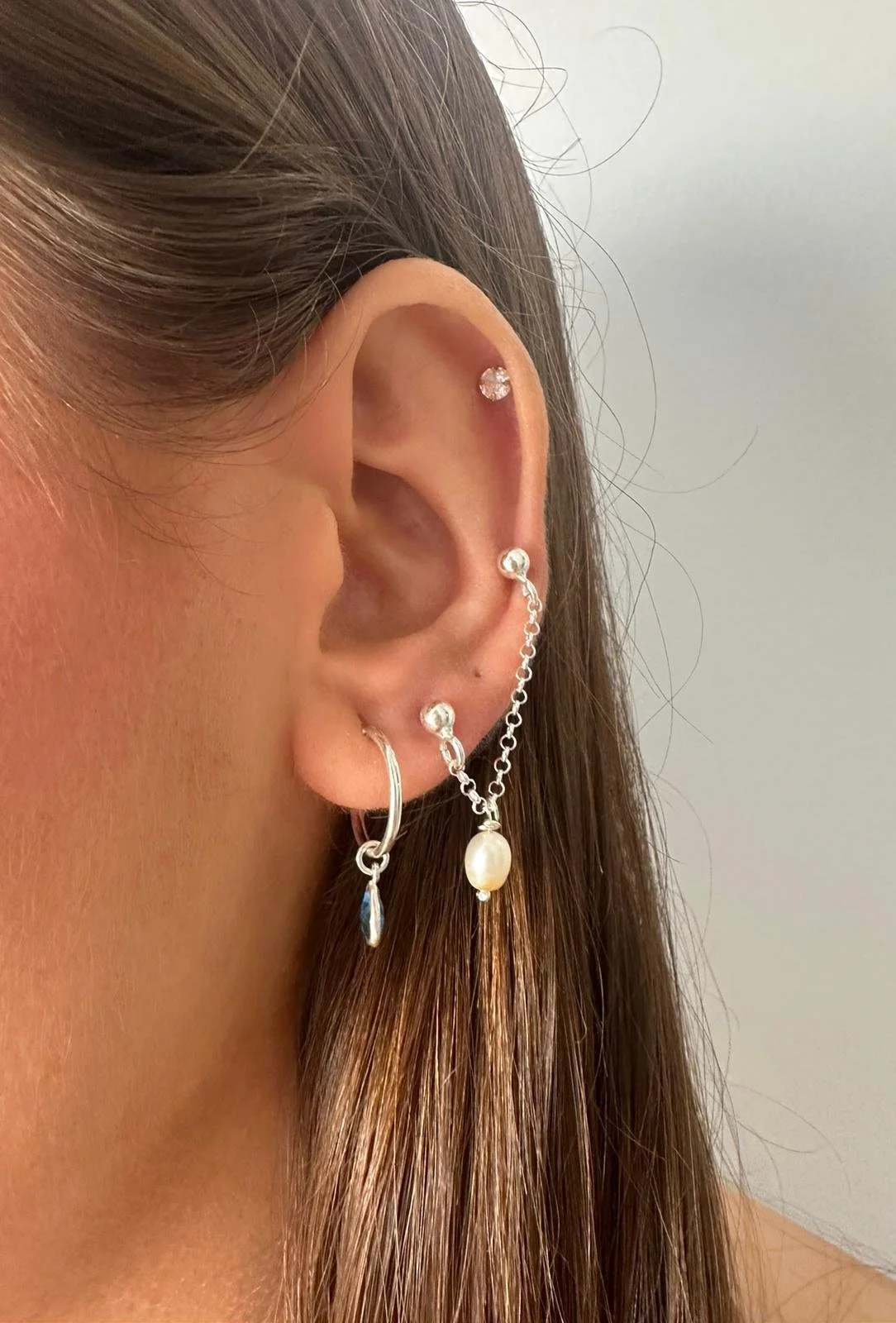 Pendiente doble perla