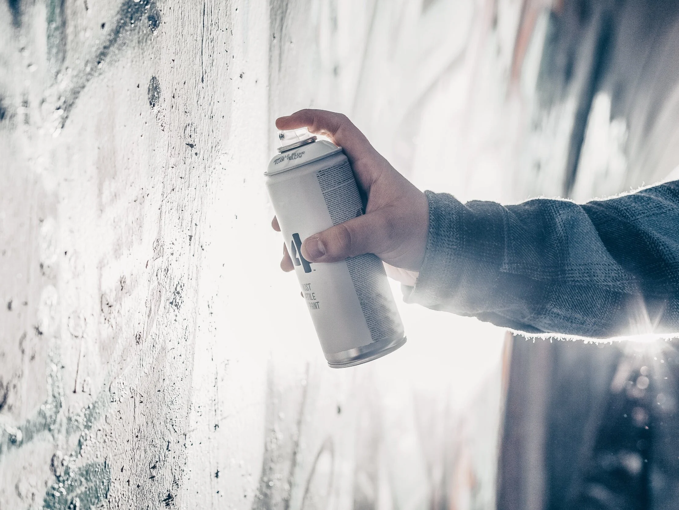 <a href="https://www.freepik.com/free-photos-vectors/people">People photo created by freepik - www.freepik.com</a>