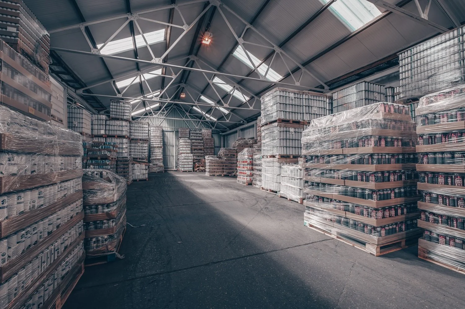 LMA - UK Aerosol Manufacturer Can Warehouse.jpg