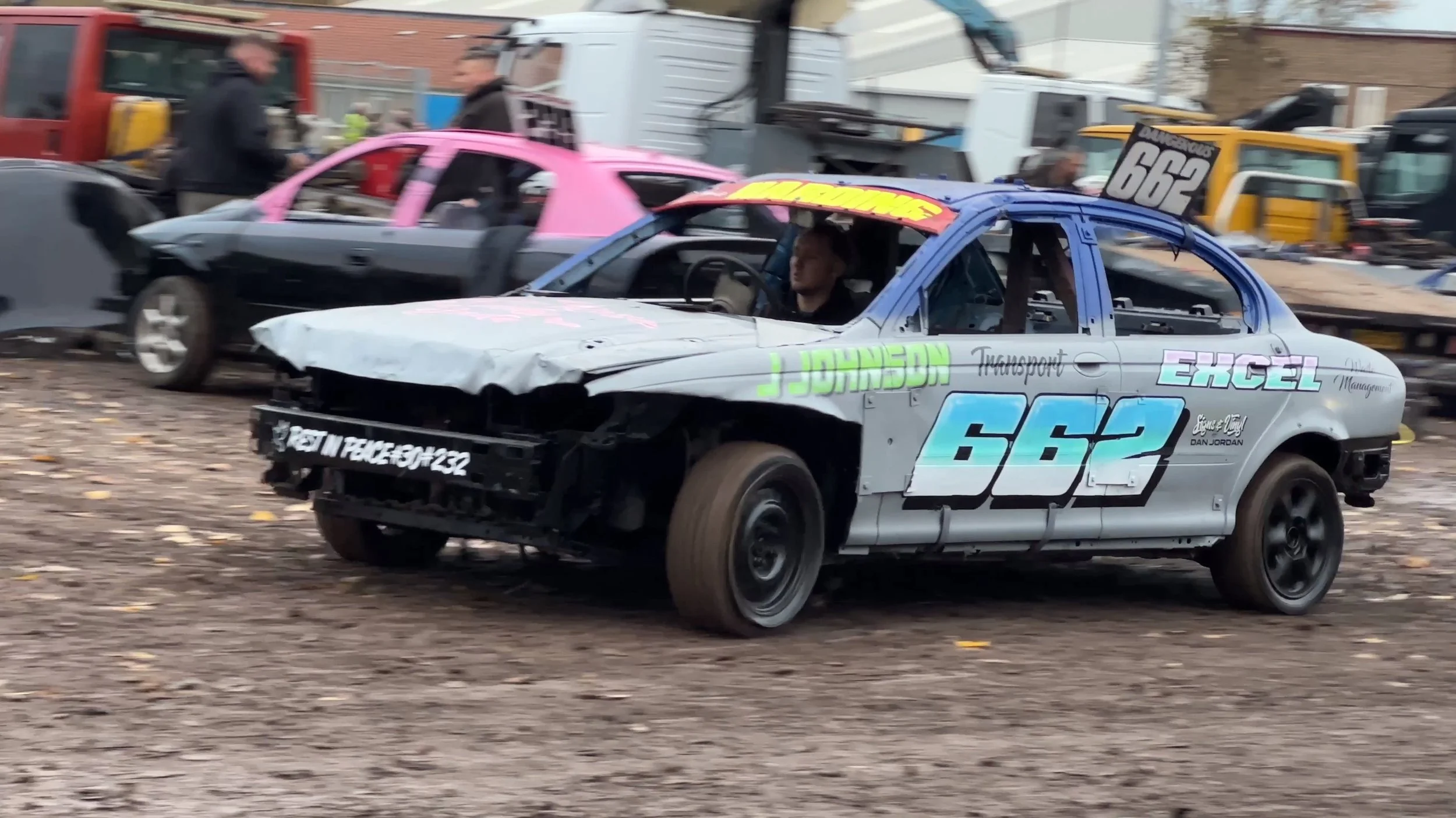 Mildenhall 8/11/25 2 Litre Banger Teams Lady Bangers Reliant Robins Season Finale