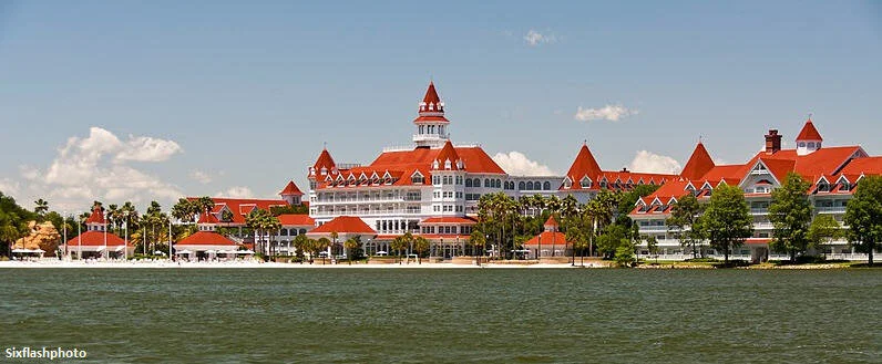 Grand Floridian Exterior