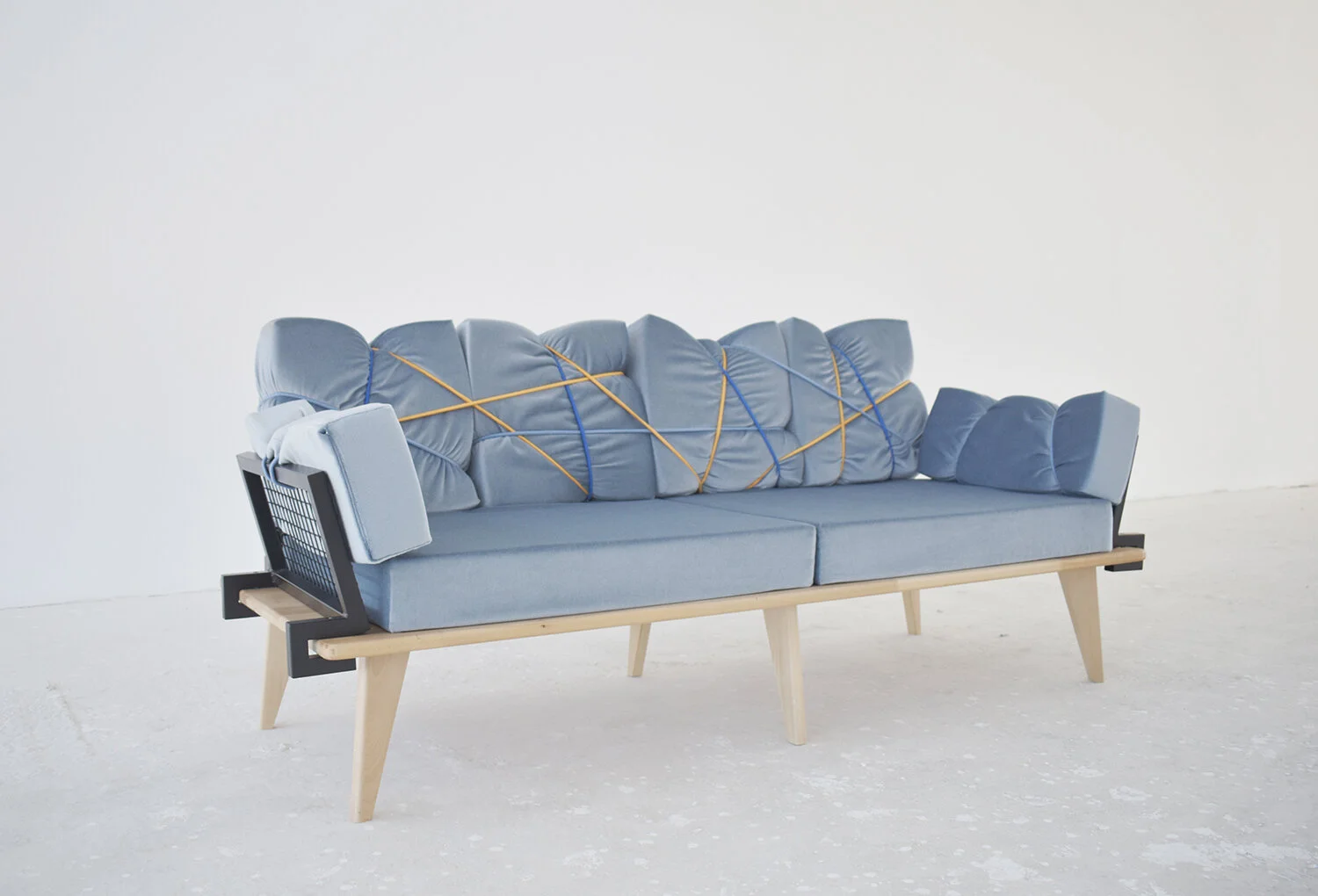 together_sofa_adrian_balcau_2.jpg