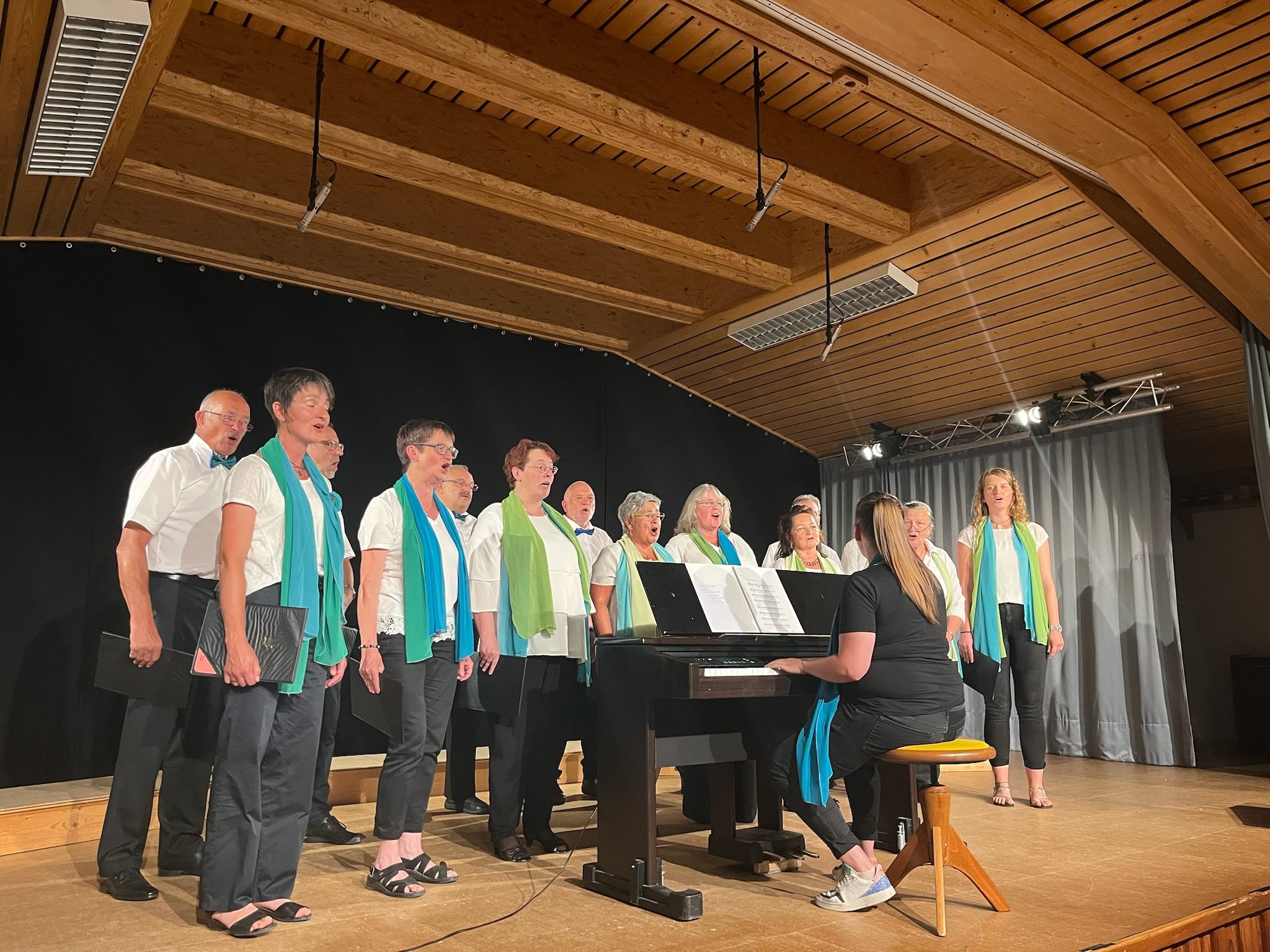 joys sing liederkrone 1.JPG