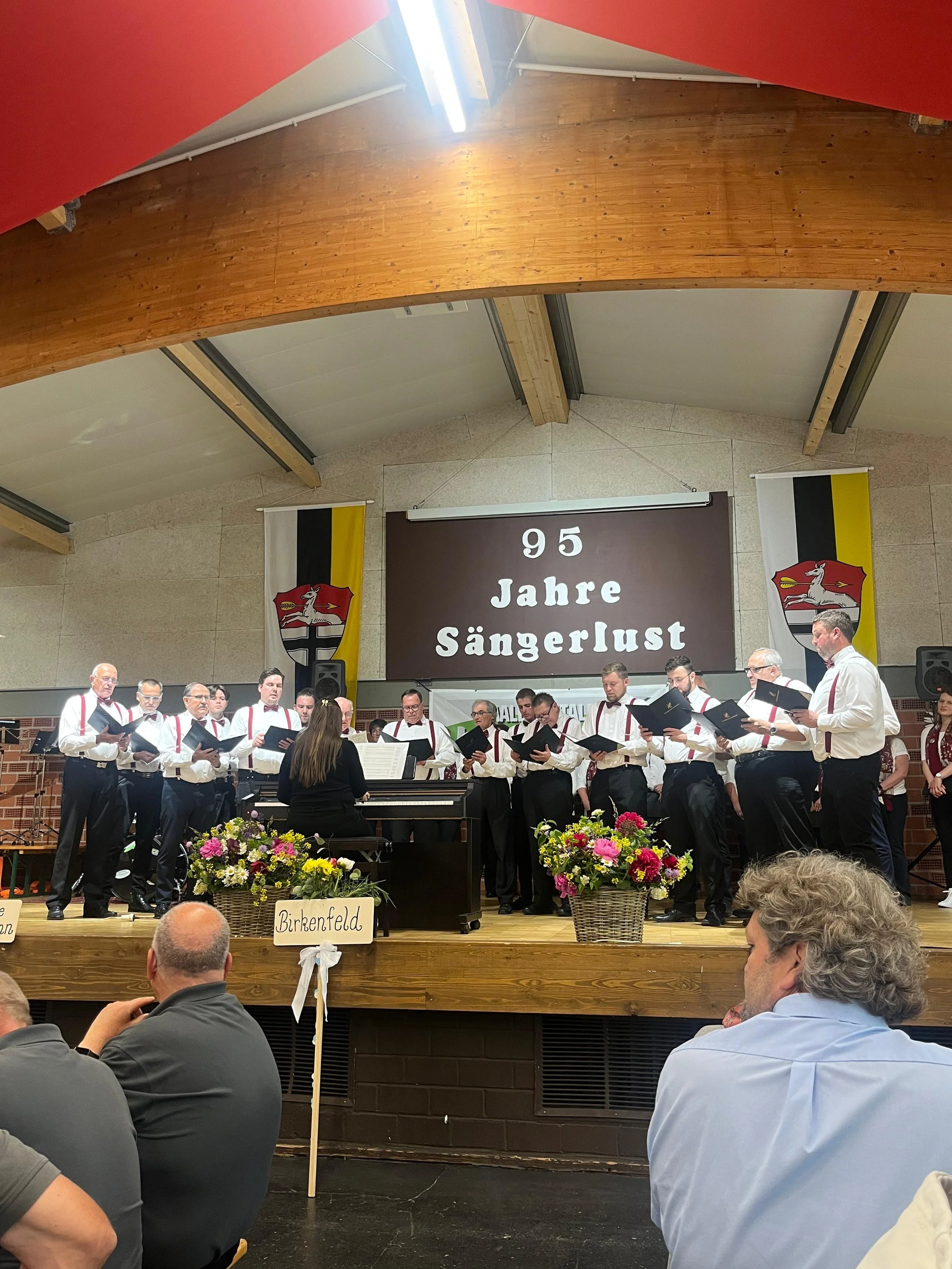 Männerchor in hausen.jpg