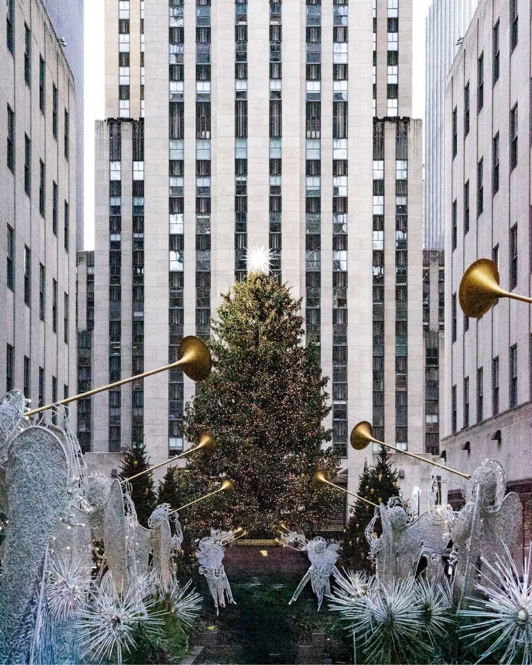 Friends! We know there are plenty of holiday markets fast approaching!  Share them with us so we can tell all of our friends! Tag below and we will make shareable stories!!
.
.
#marketingstrategy #digitalmarketing #digitalmarketer #digitalmarketingag