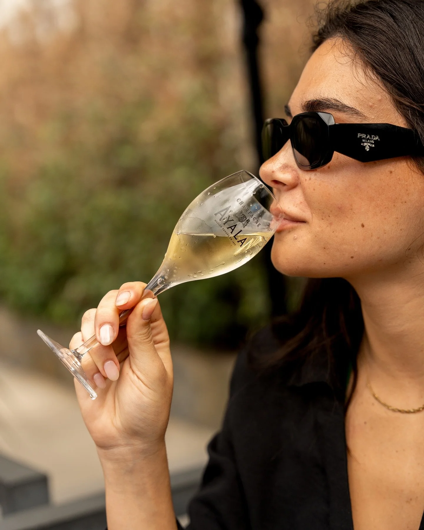 Brasas que calientan, copa que enfr&iacute;a: aqu&iacute; todo se equilibra.

📍Patalavaca, #GranCanaria

📞 Reserva 673 32 79 37

💧 by @&zwnj;kaiclubgc

#terrazarestaurante #josper #grancanaria #sunsetbrunch #kaiclub #brassiere #canaryislands #trad