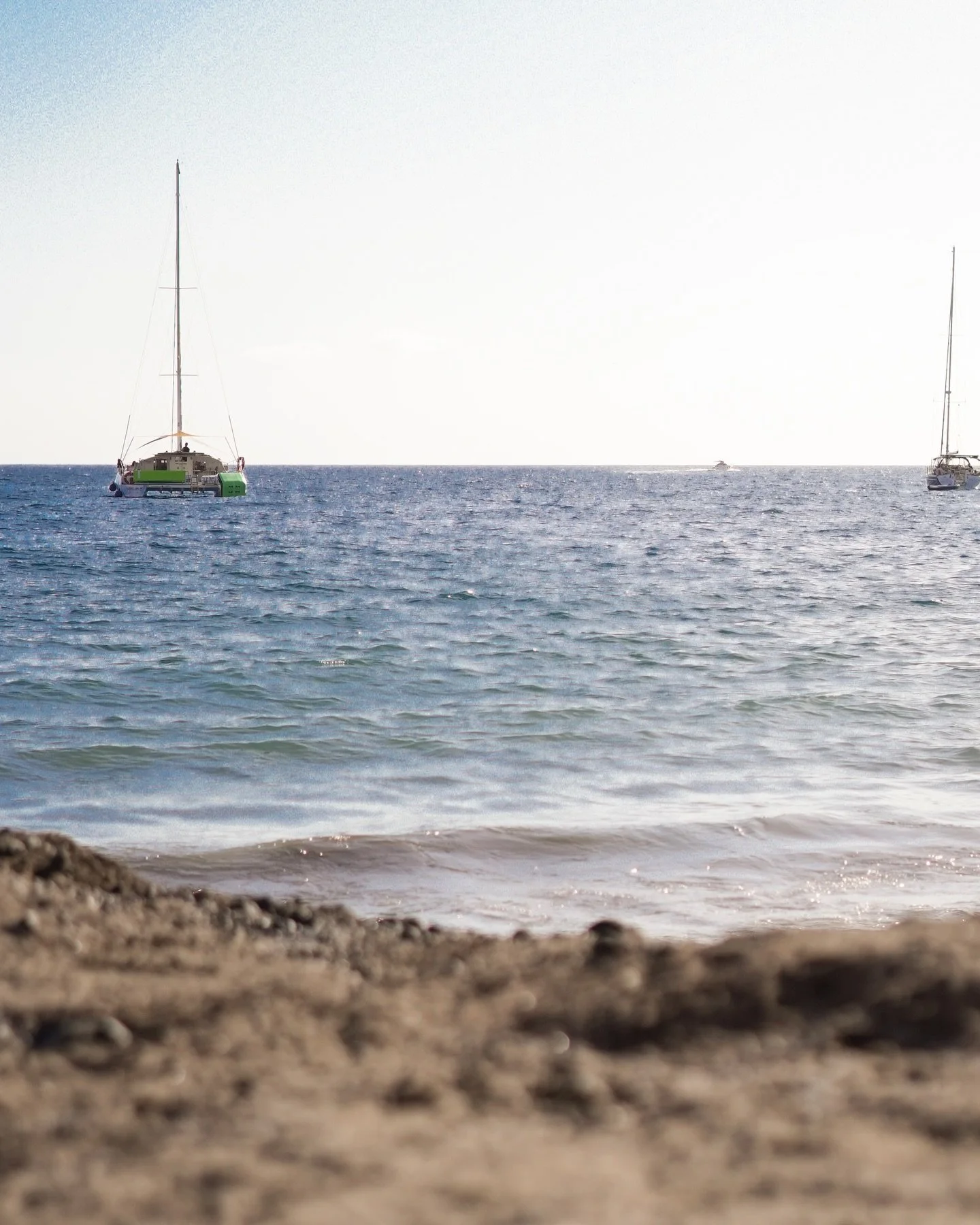 Cuando el mar est&aacute; cerca y la piscina a&uacute;n m&aacute;s&hellip; sabes que est&aacute;s en Kai.

Reserva en nuestra web (enlace en nuestra bio) o ll&aacute;manos al 📲 687 600 153.

#kaiclub #piscina #beachclub #patalavaca #grancanaria cana