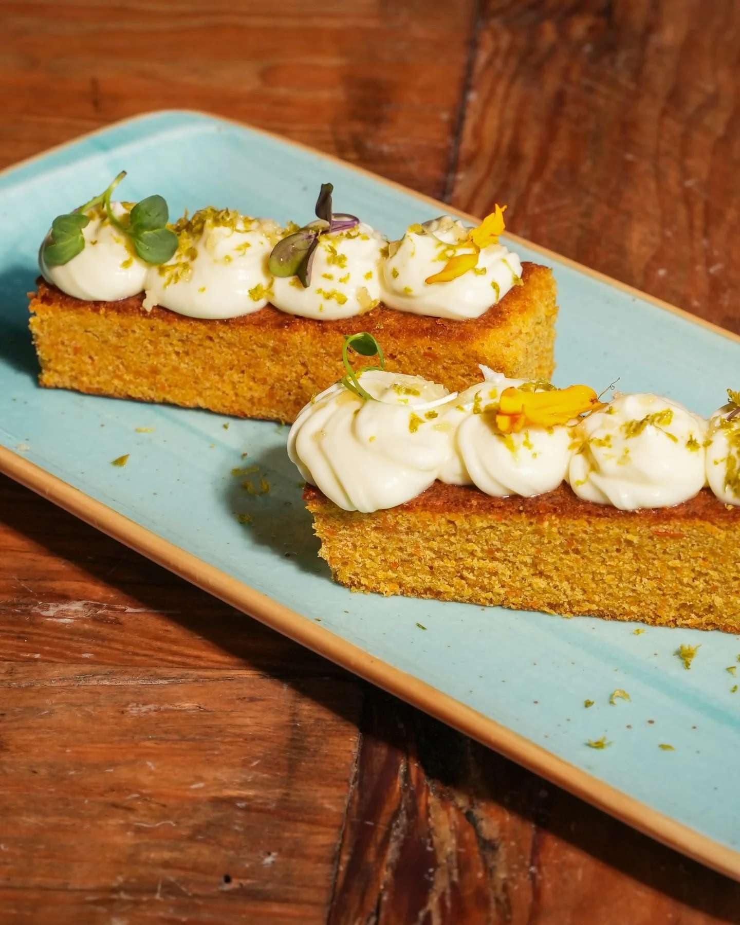 Si un dulce alegra el d&iacute;a, imag&iacute;nate un d&iacute;a entero en Kai.

Reserva en nuestra web (enlace en nuestra bio) o ll&aacute;manos al 📲 687 600 153.

#kaiclub #piscina #beachclub #patalavaca #grancanaria canarias summer cocktails