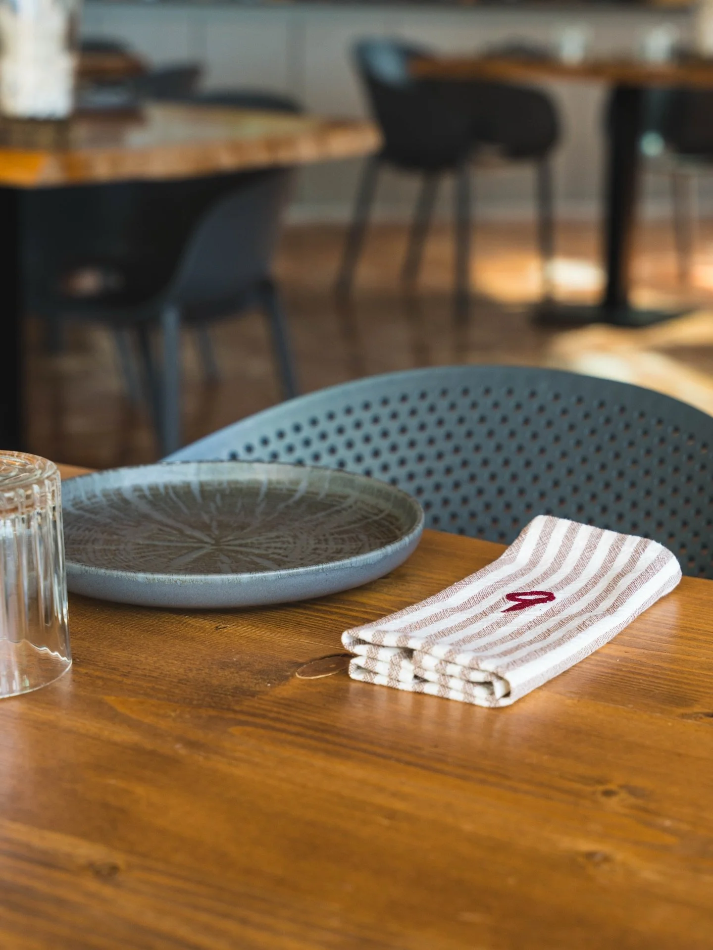 Mesa lista. Brasas encendidas. 🔥

📍Patalavaca, #GranCanaria

📞 Reserva 673 32 79 37

💧 by @&zwnj;kaiclubgc

#terrazarestaurante #josper #grancanaria #sunsetbrunch kaiclub brassiere canaryislands tradicional