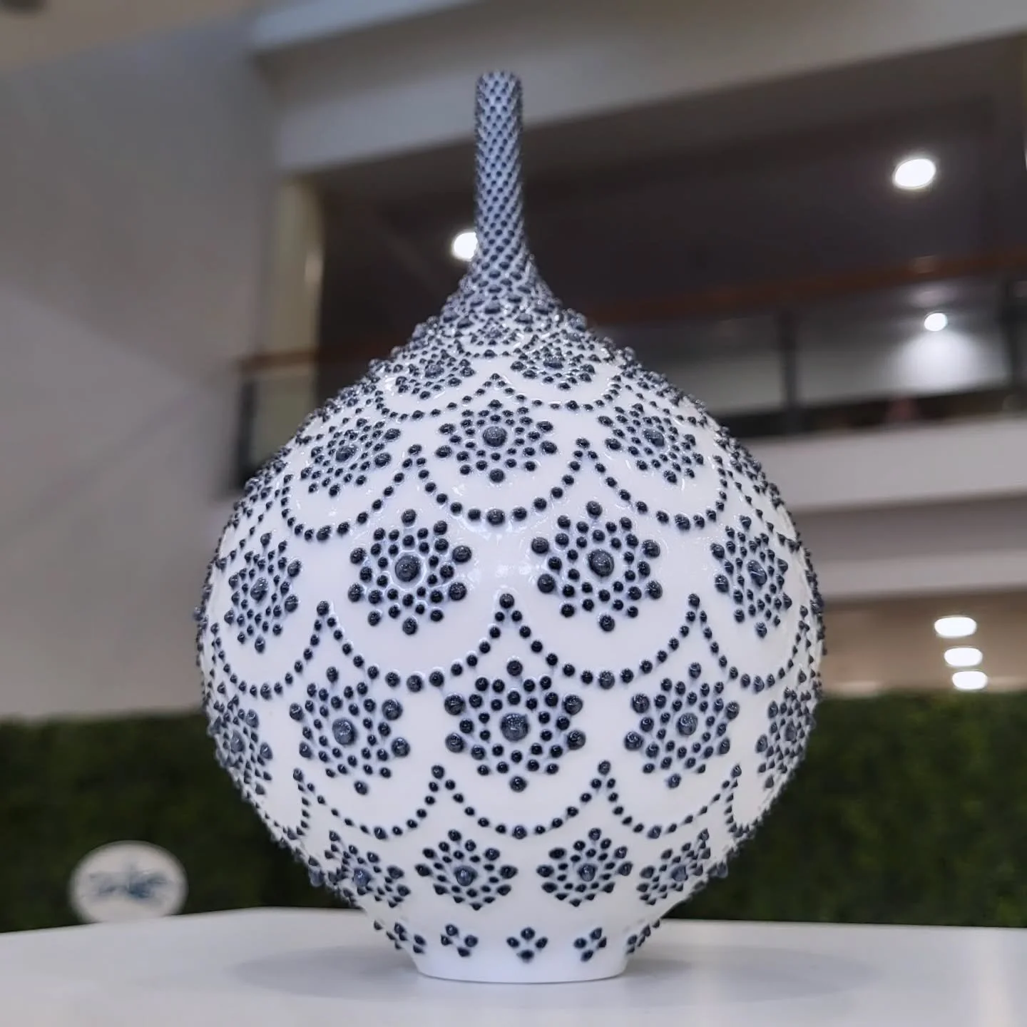 Pots out and about. Big dotted vases at York Racecourse for York Ceramics Fair.

~
#hannahbillingham #yorkshireartist #britishceramics #handthrown #porcelain