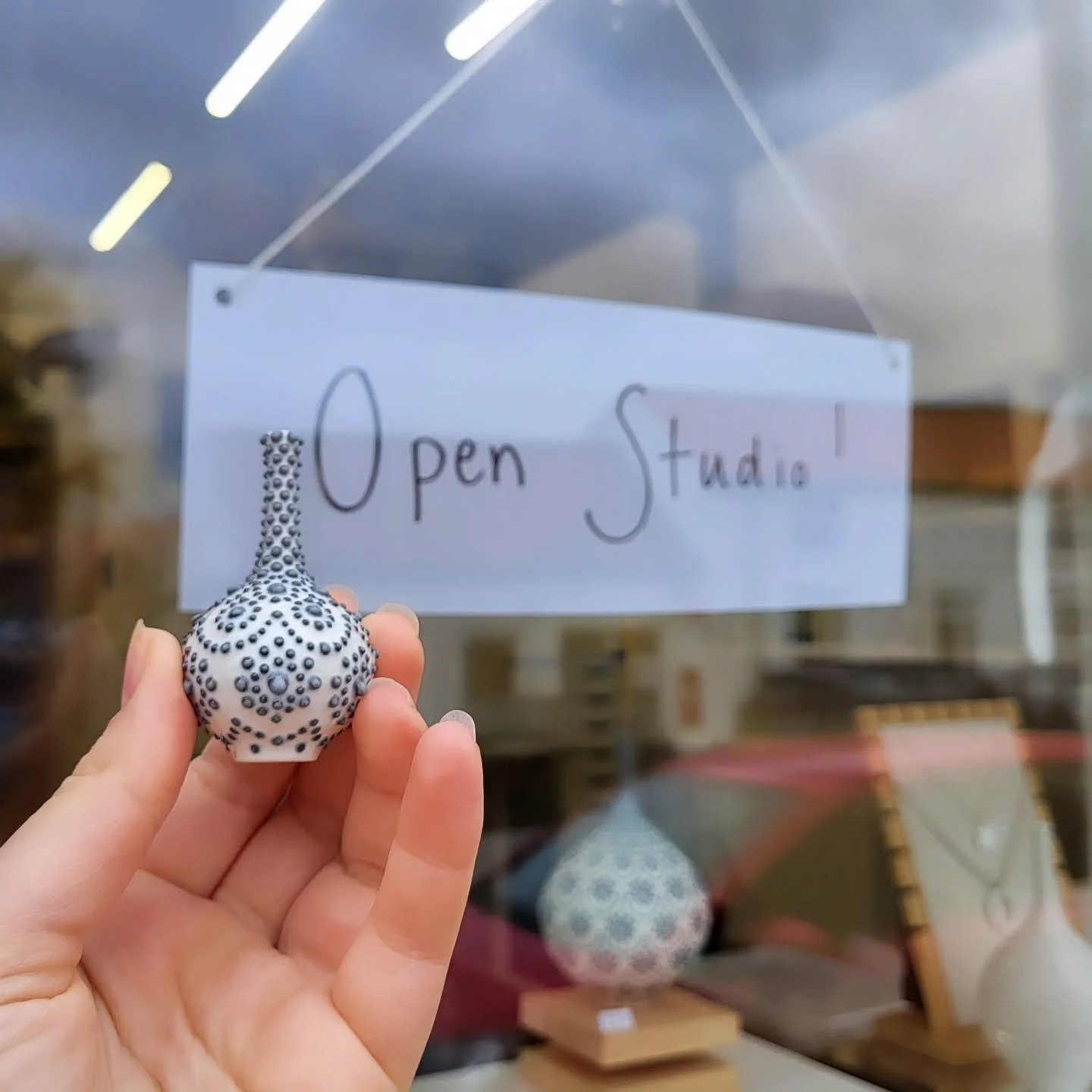 Open Studio tomorrow! Come and visit me in my happy lil studio at Middleton-On-The-Wolds.

No need to book, just come along! Free on street parking along Front Street, Chapel Lane and South Street.

The Reading Rooms
7 Front Street
Middleton-on-the-W