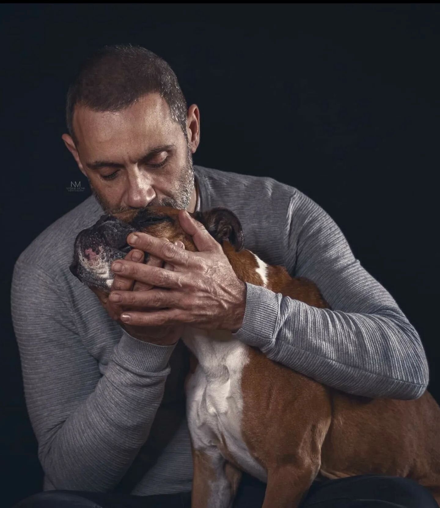 &quot;We can judge the heart of a man by his treatment to animals.&quot; &ndash; Immanuel Kant. Dorian &amp; his rescue dog, Bunchy. 🤗 31.03.2022. #nadinemohrphotography #loveanimals #mspca #dogsofinstagram #portrait_shots #malta #gozo #lovedogs #lo