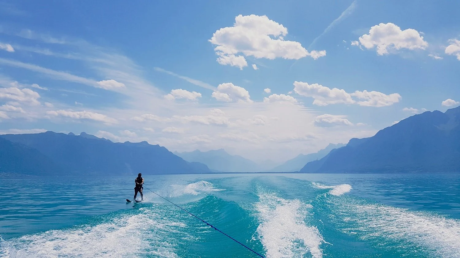 waterskiwithview.jpg
