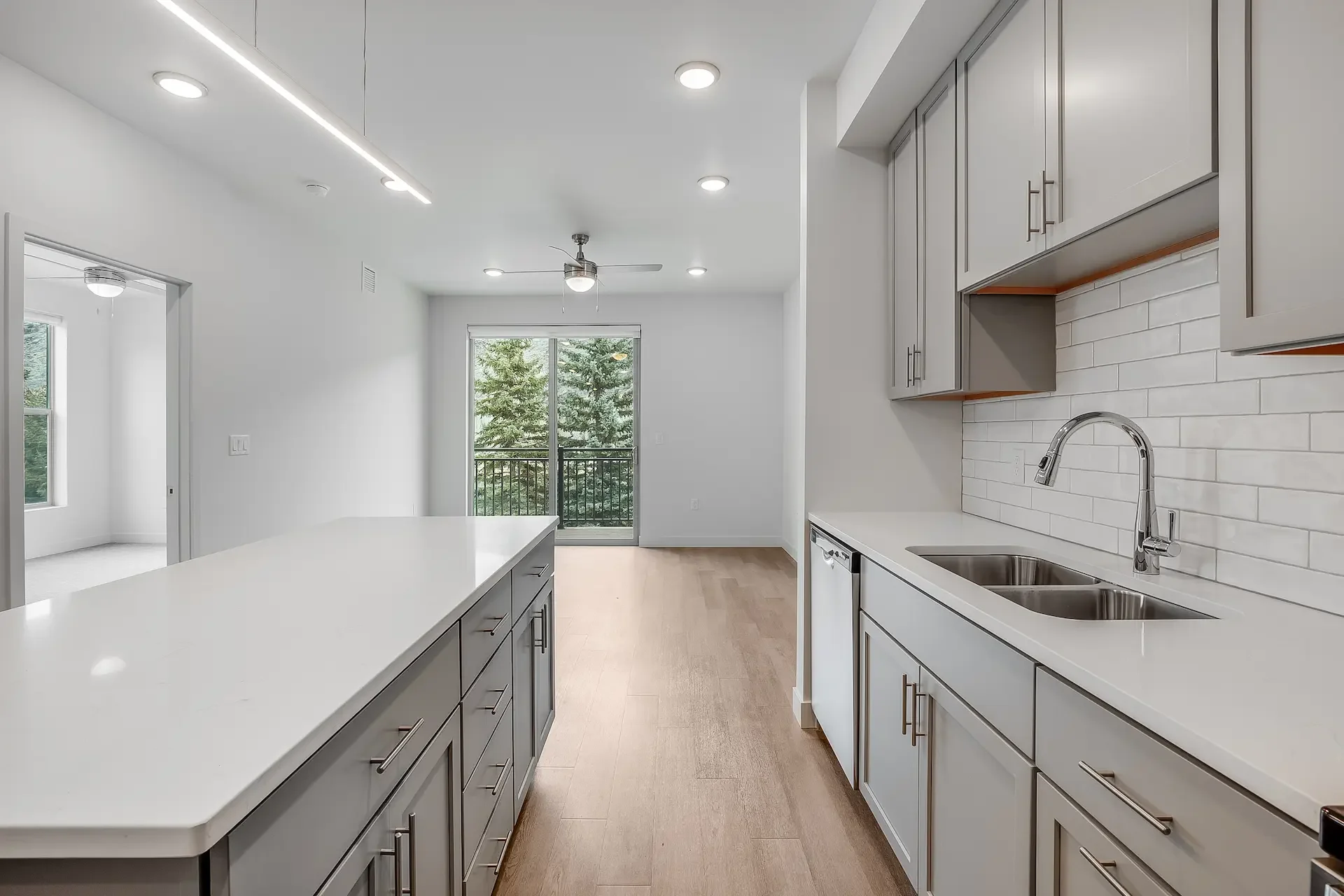 studio vs 1 bedroom apartment