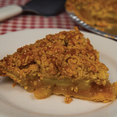 Caramel Apple Crunch Pie