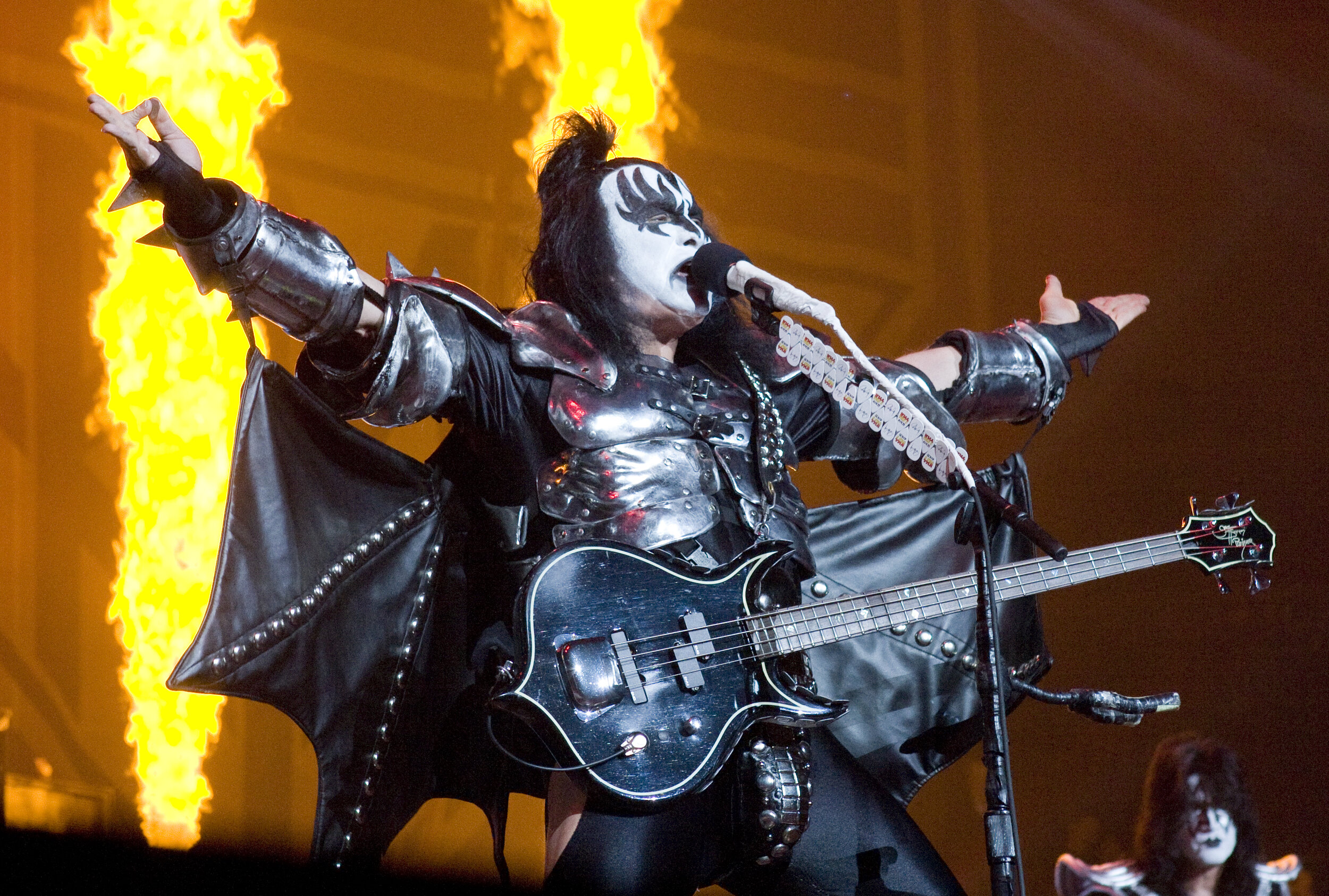 Kiss_101009_050.jpg