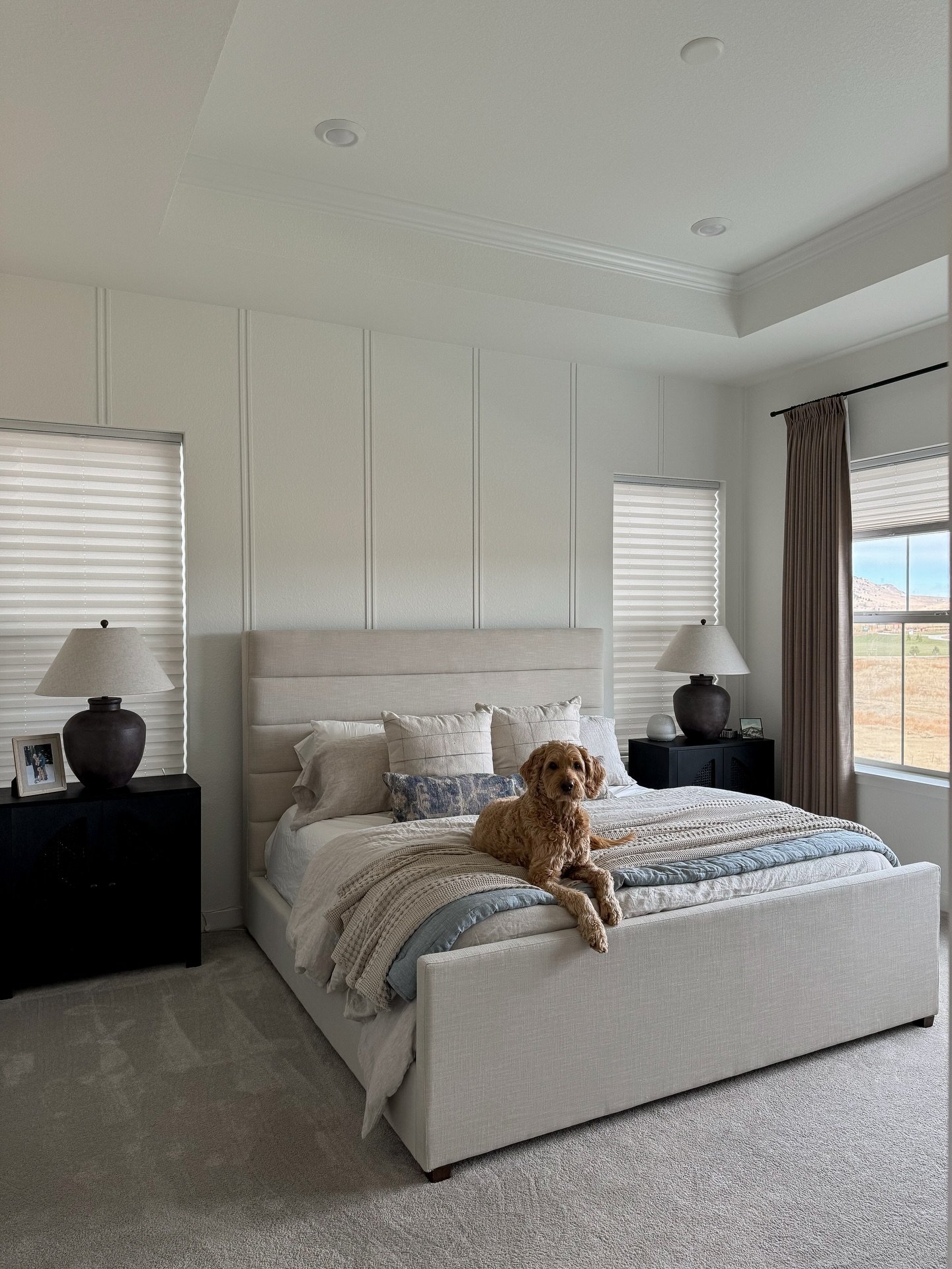 My forearms are on fire but it was worth it 😍 a big thanks to my dad for helping bring my vision to life on this accent wall!