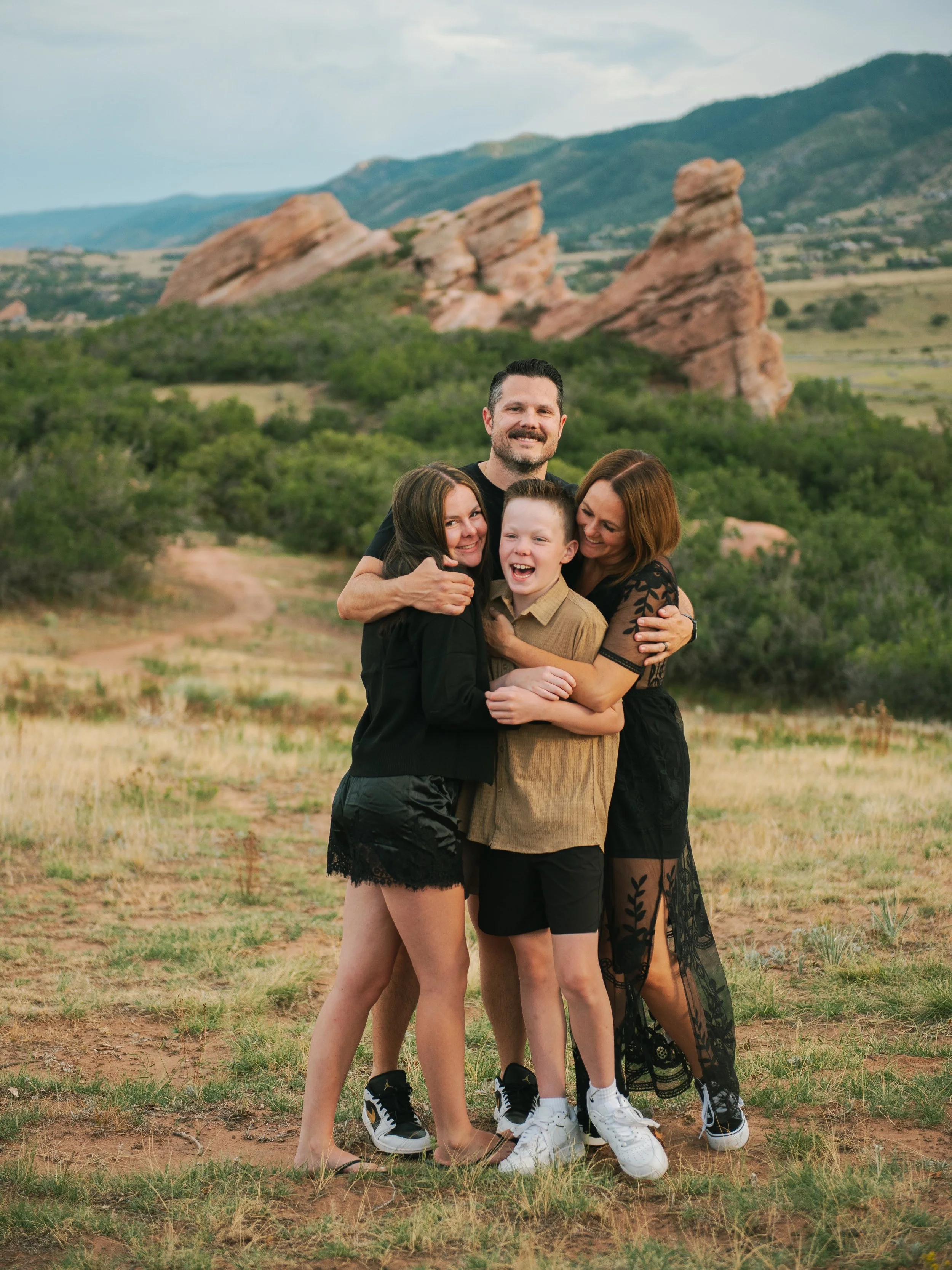 The Rosales Fam✨