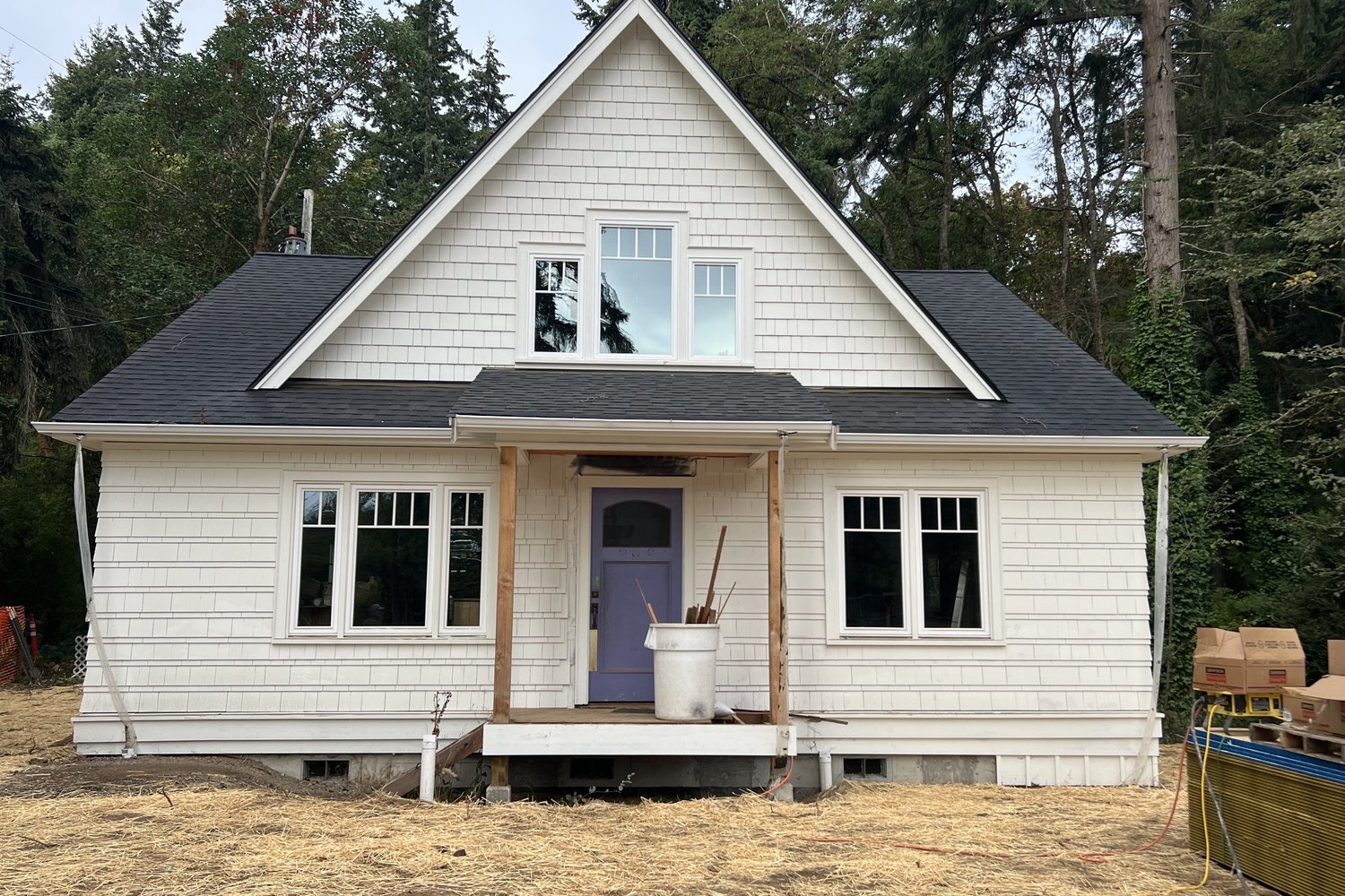 01_Wood_Avenue_Historic_Home_Front.jpg