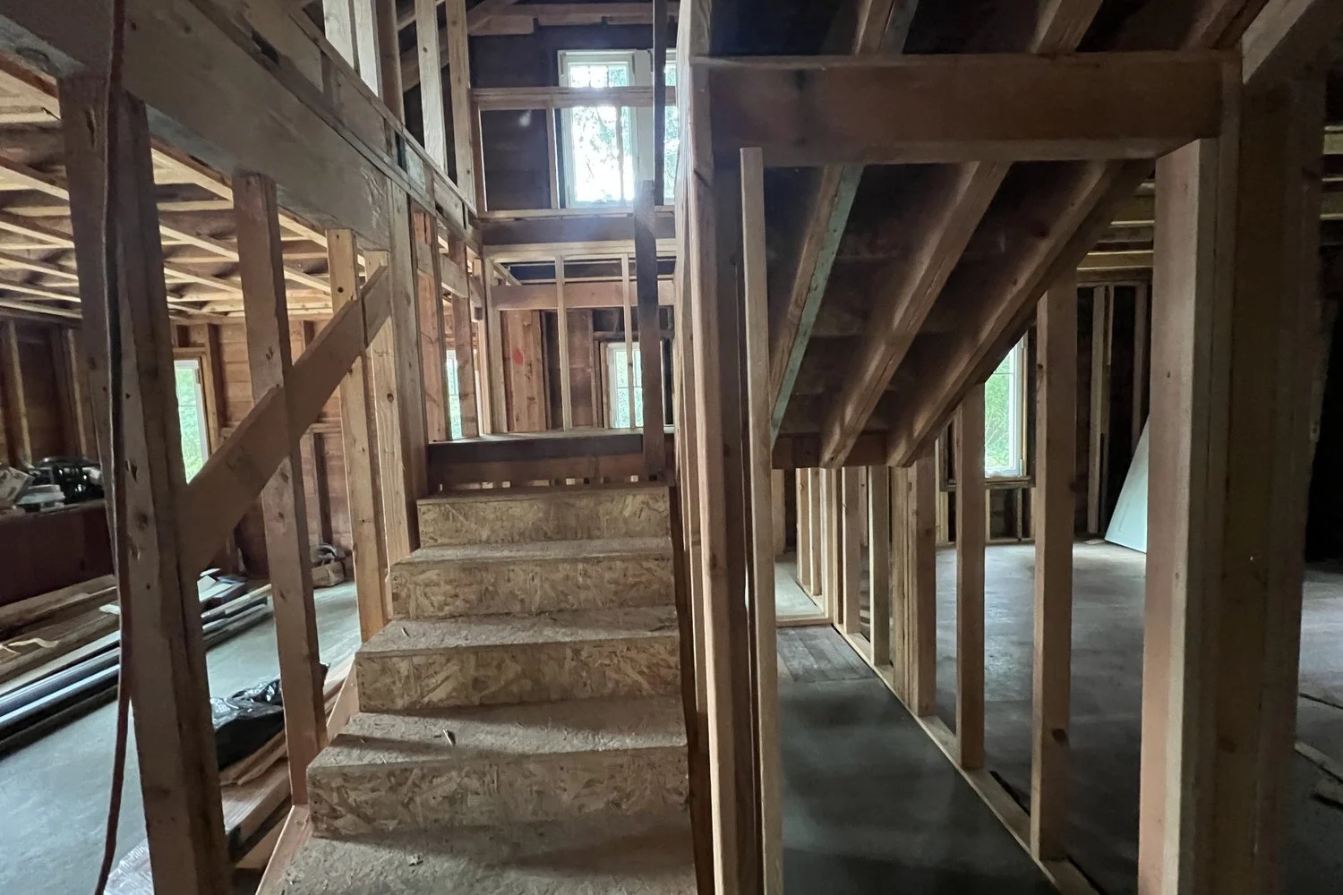 04_Wood_Avenue_Interior_Renovation.jpg