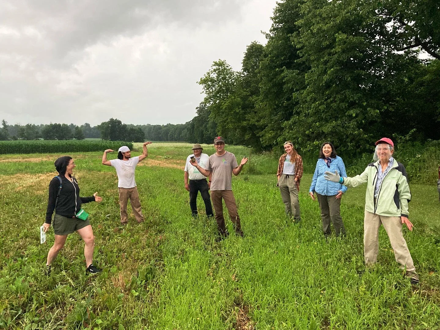 Weeding Volunteer Day at Buffalo Speaks Reserve