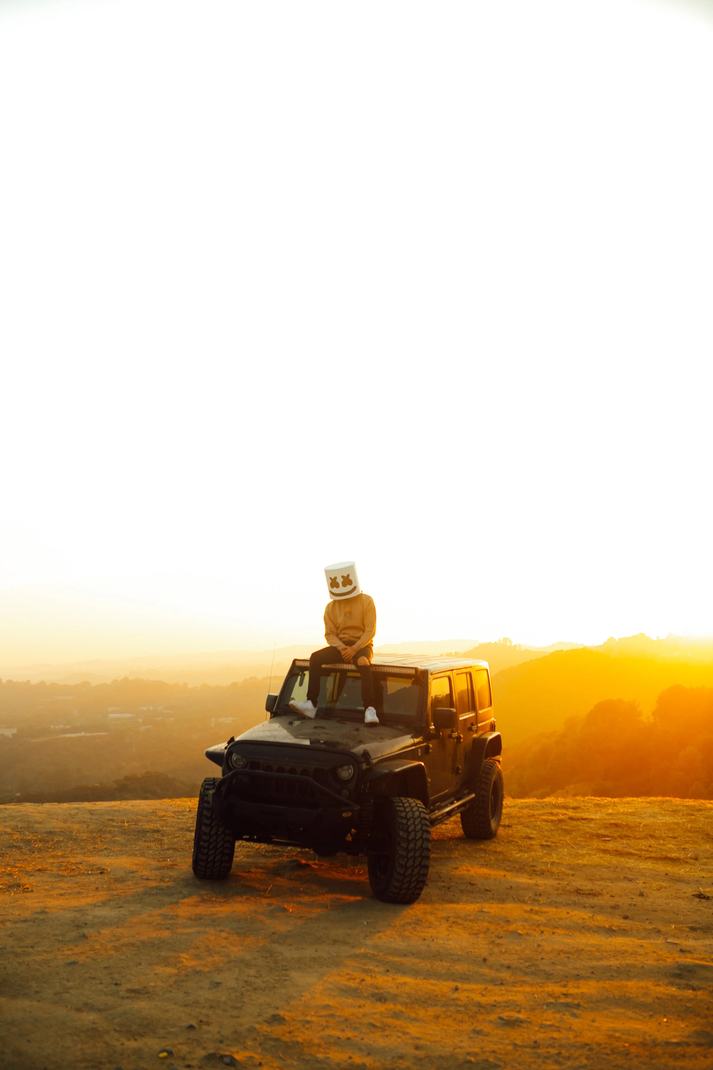 Marshmello-3.jpg