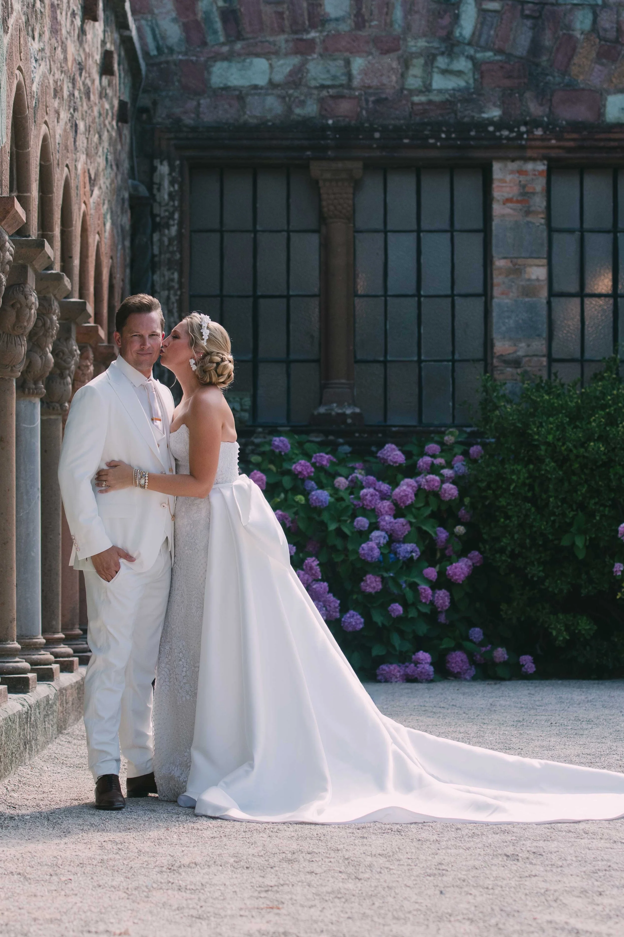 A Luxury Wedding at Chateau de la Napoule, Mandelieu – Seen Through a Photographer’s Lens