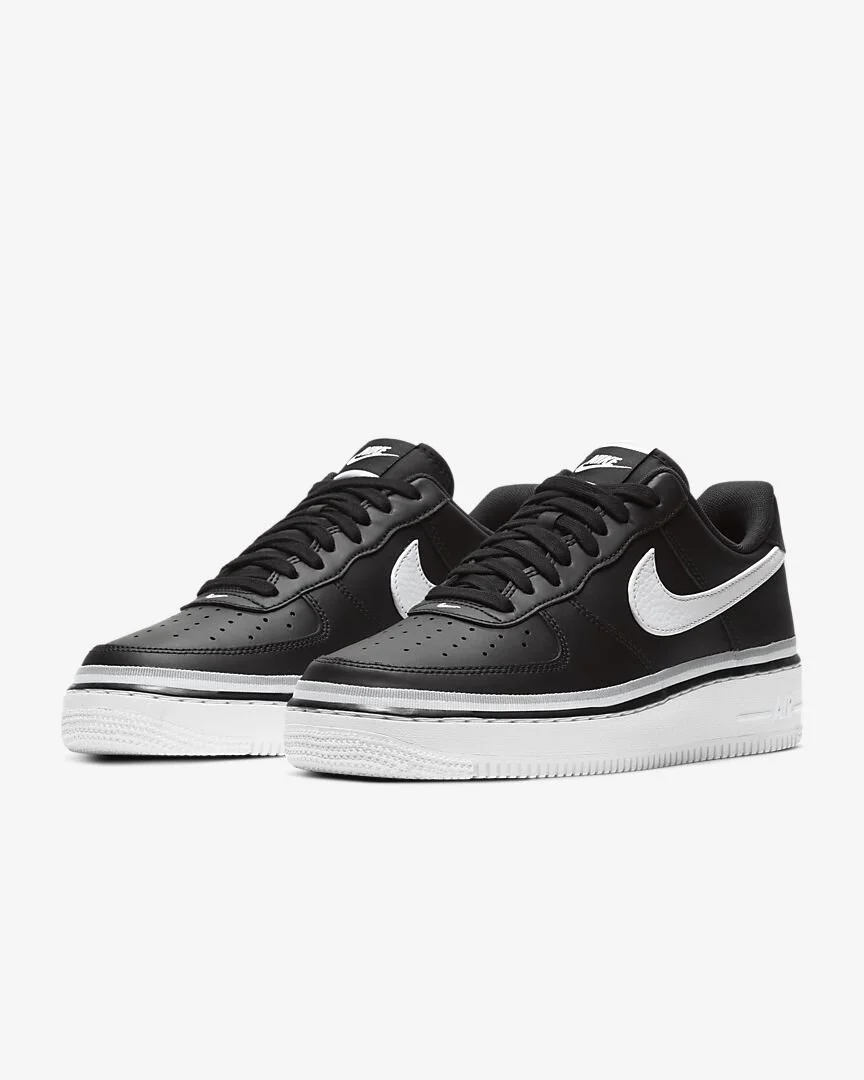 Nike Air Force 1 '07 LV8