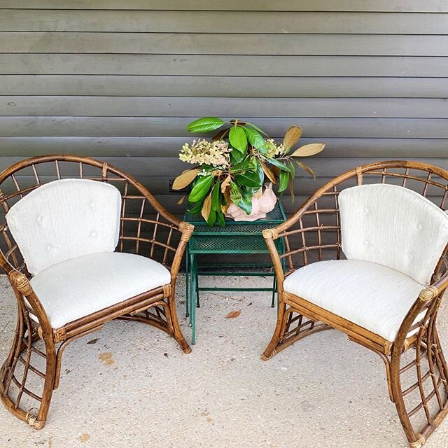 FOR SALE ⠀⠀⠀⠀⠀⠀⠀⠀⠀
The lines on these vintage, rattan and bamboo chairs are fantastic. This pair looks beautiful whether you are going or coming. Easy to recover if you want to add your own unique flair. ⠀⠀⠀⠀⠀⠀⠀⠀⠀
$550 for the pair
⠀⠀⠀⠀⠀⠀⠀⠀⠀
DM to pu